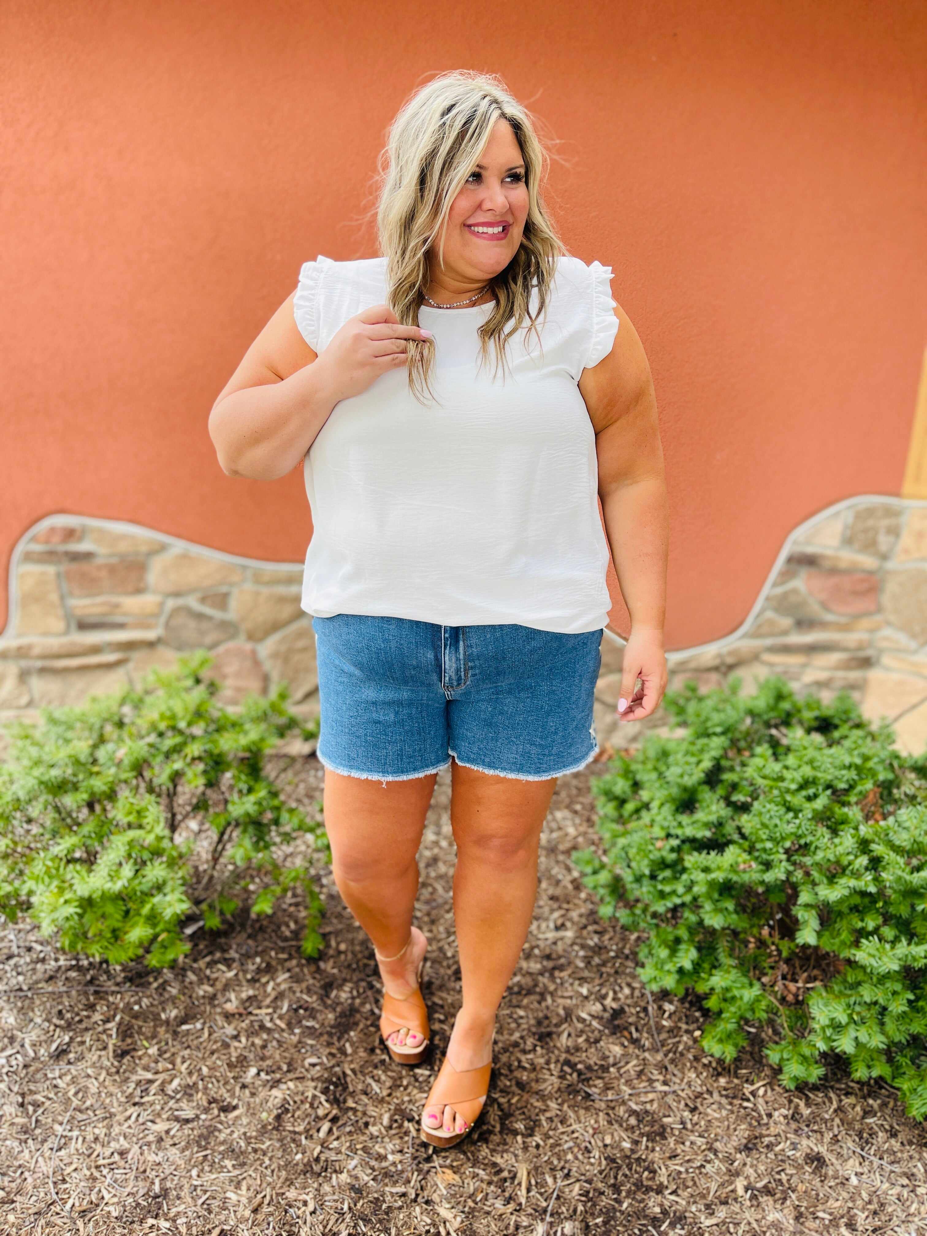 REG/CURVY Starstruck Cutoff Shorts