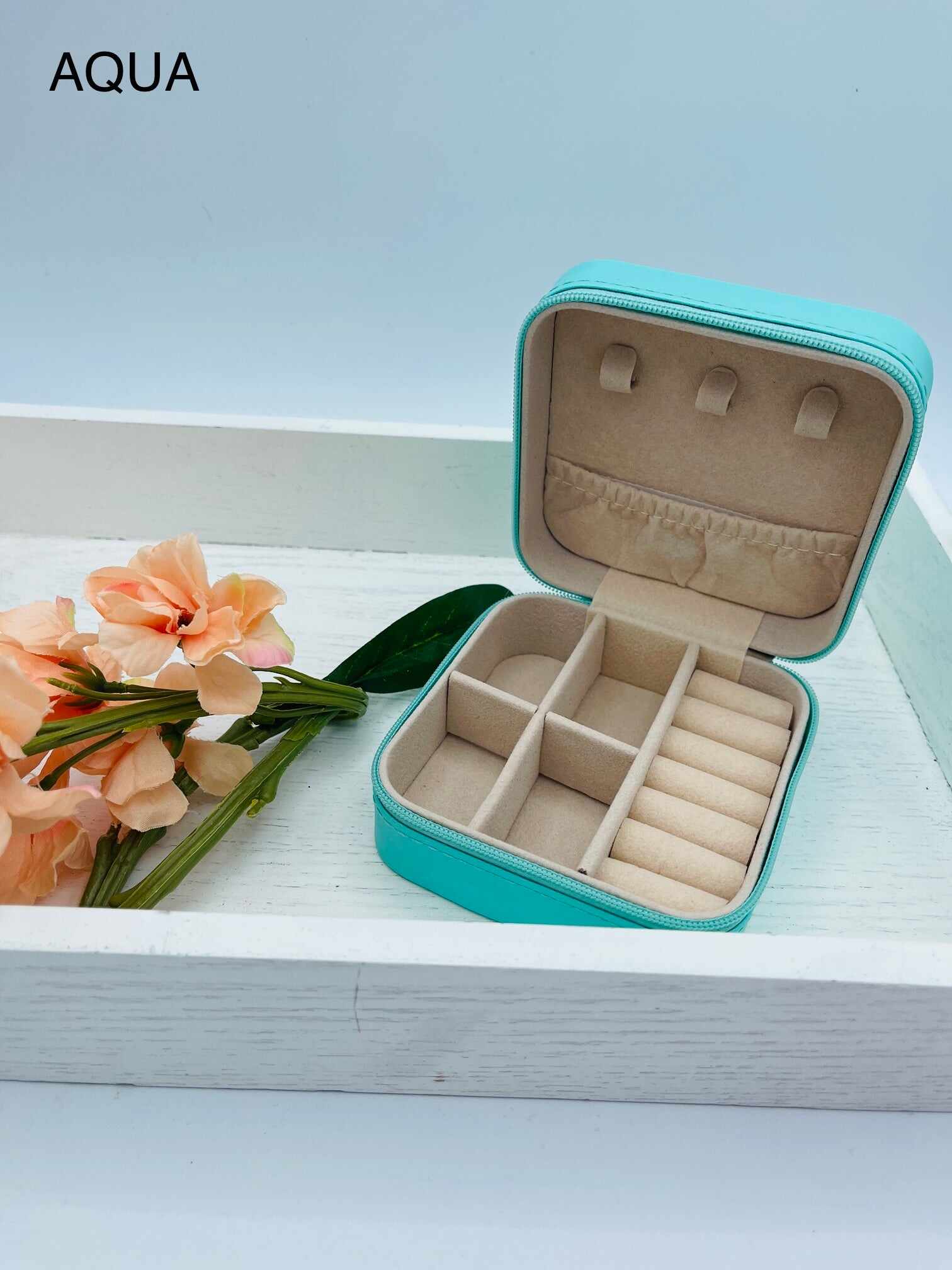 Mini Jewelry Case- Multiple Colors!