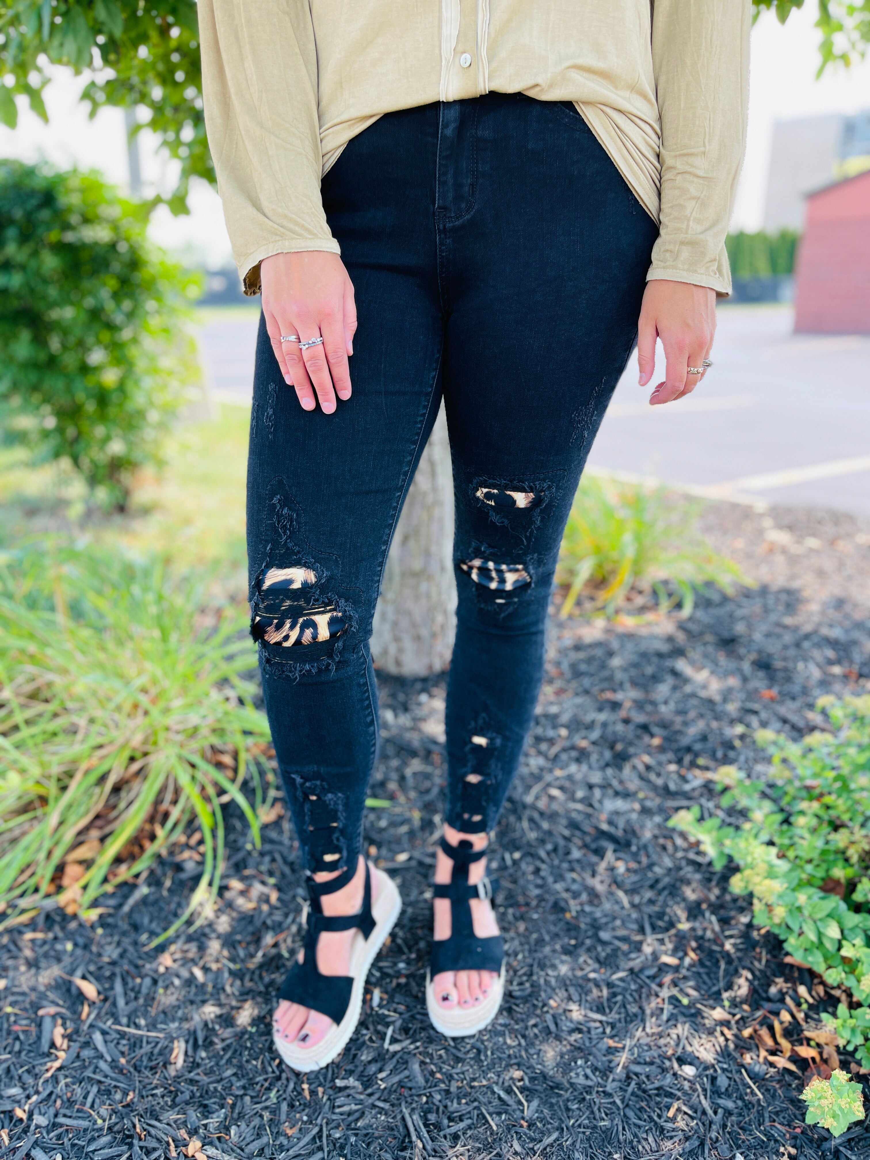 PLUS/REG Pretty Woman Leopard Patch Skinny Jeans