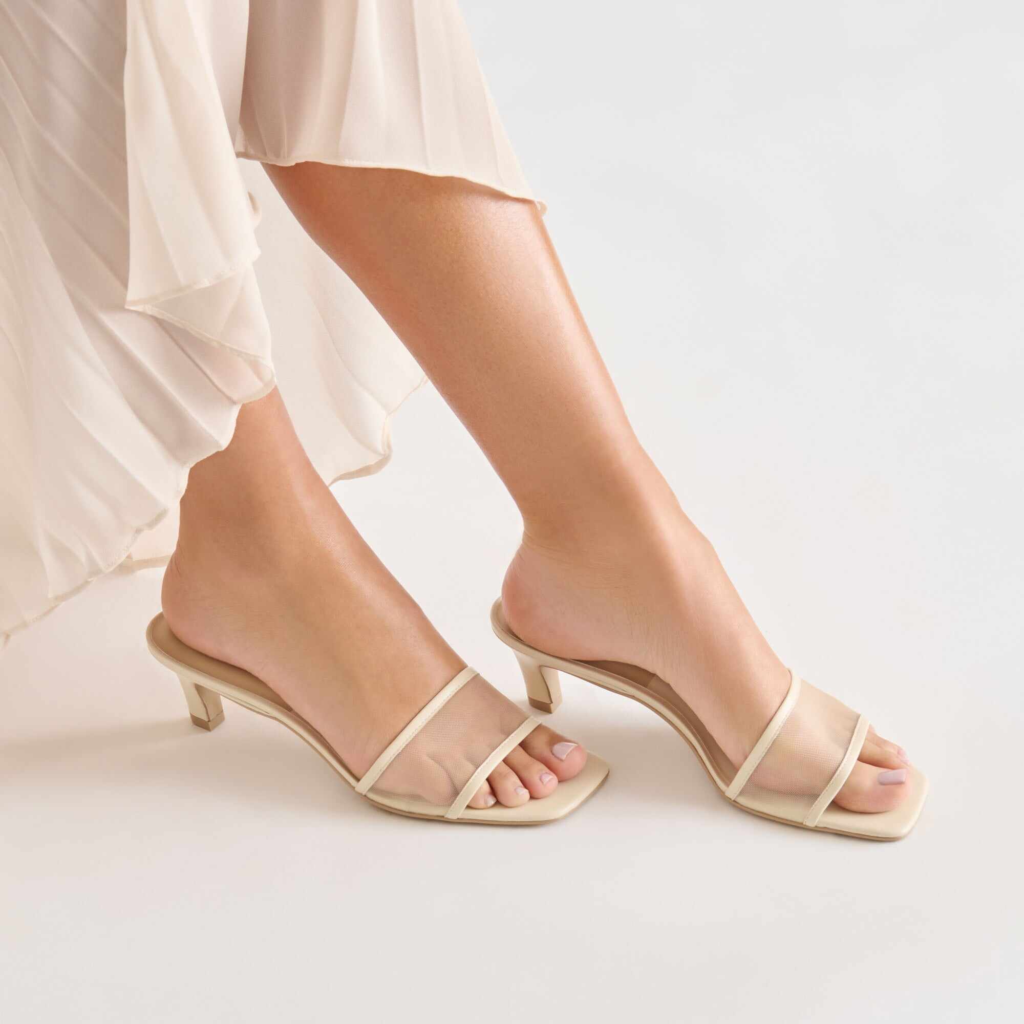 REXA MESH HEELS CREME MESH