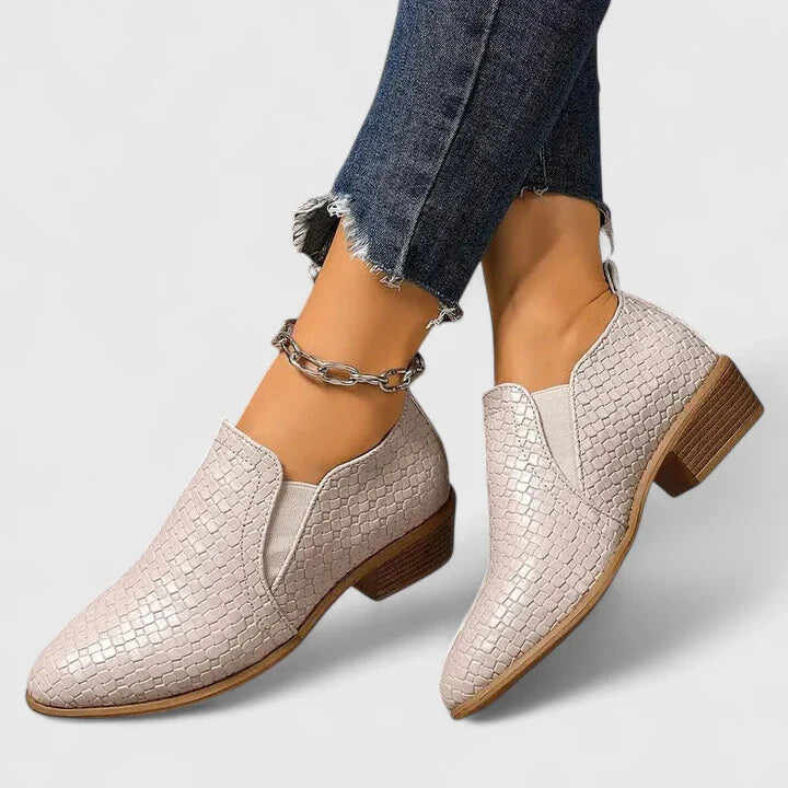 Violeandra | Orthopedic Shoes