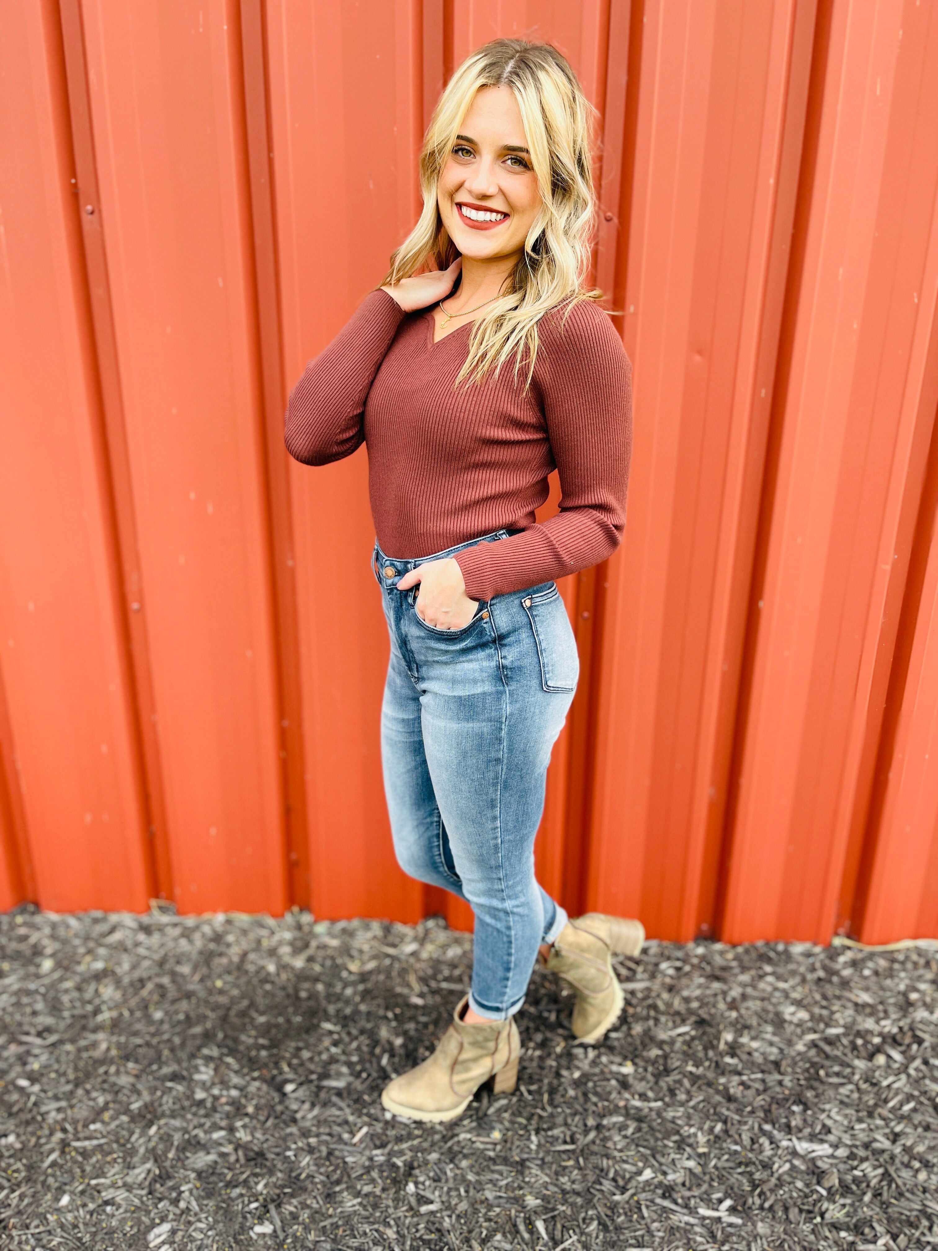 Tummy Control Skinny Jeans in Reg/Curvy Total Infatuation Restock