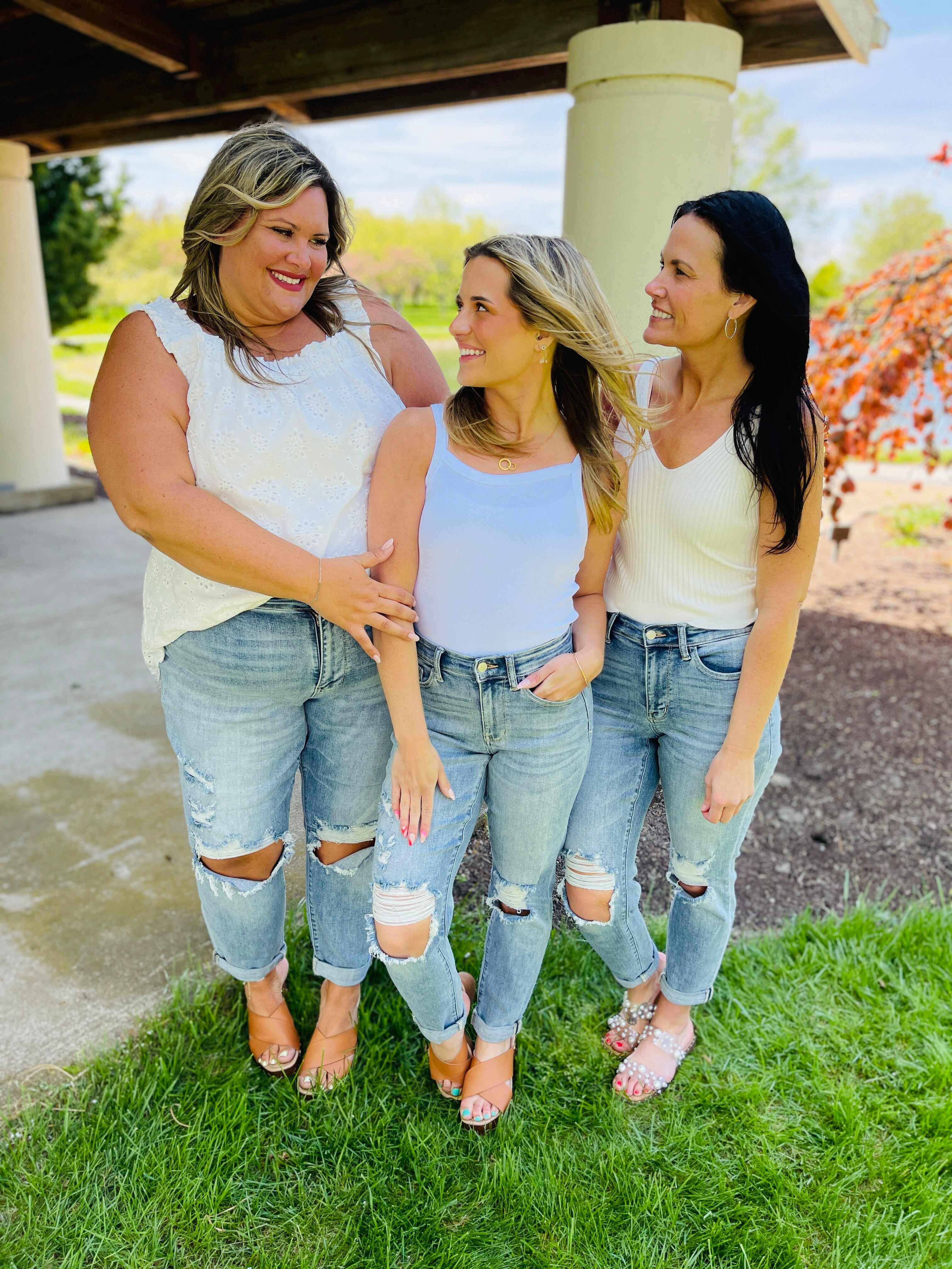 REG/CURVY Always On My Mind Midrise Boyfriend Jeans