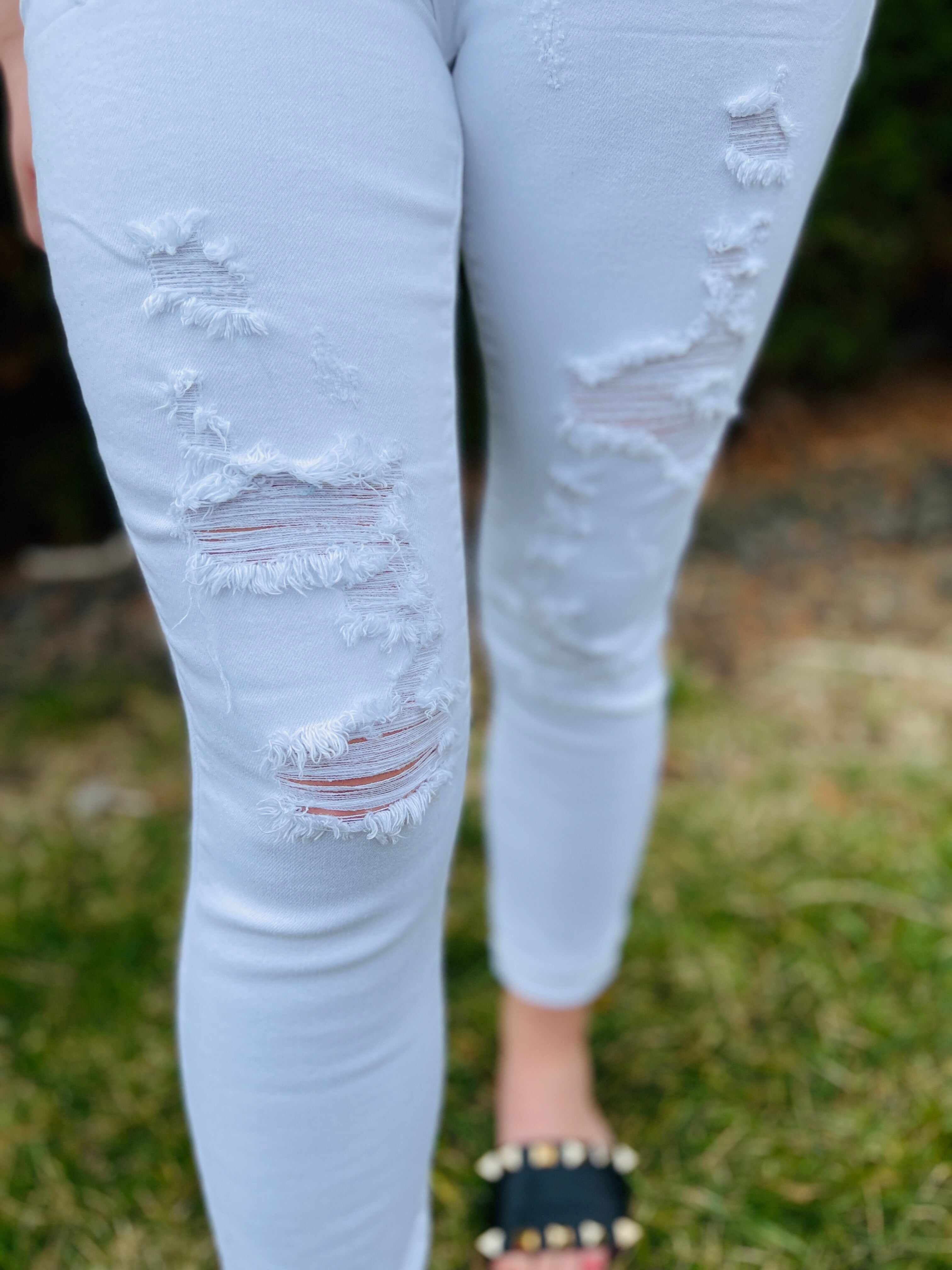 PLUS/REG White Sand Skinny Jeans