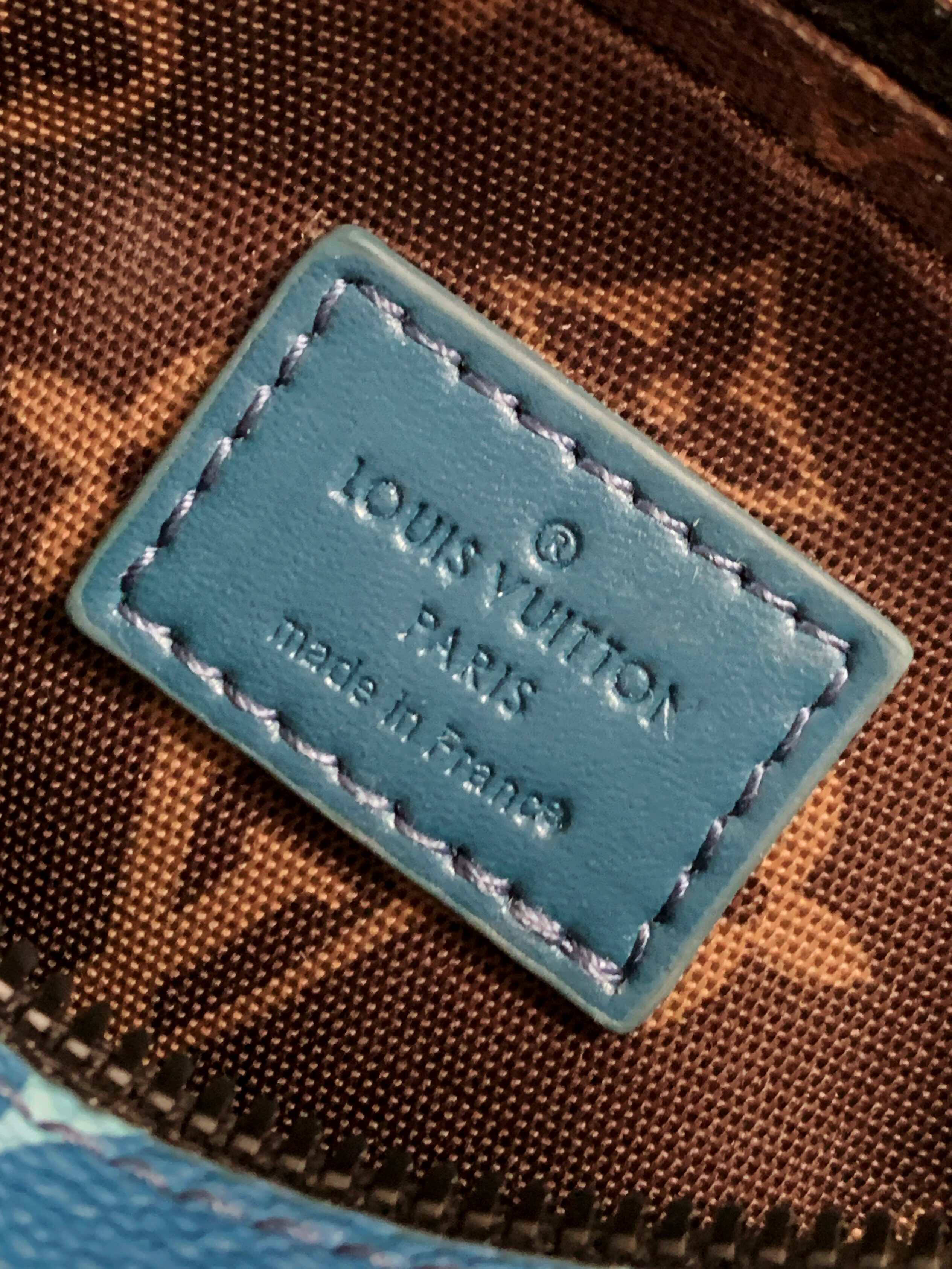 CB 2026 BLUE CAMERA BAG