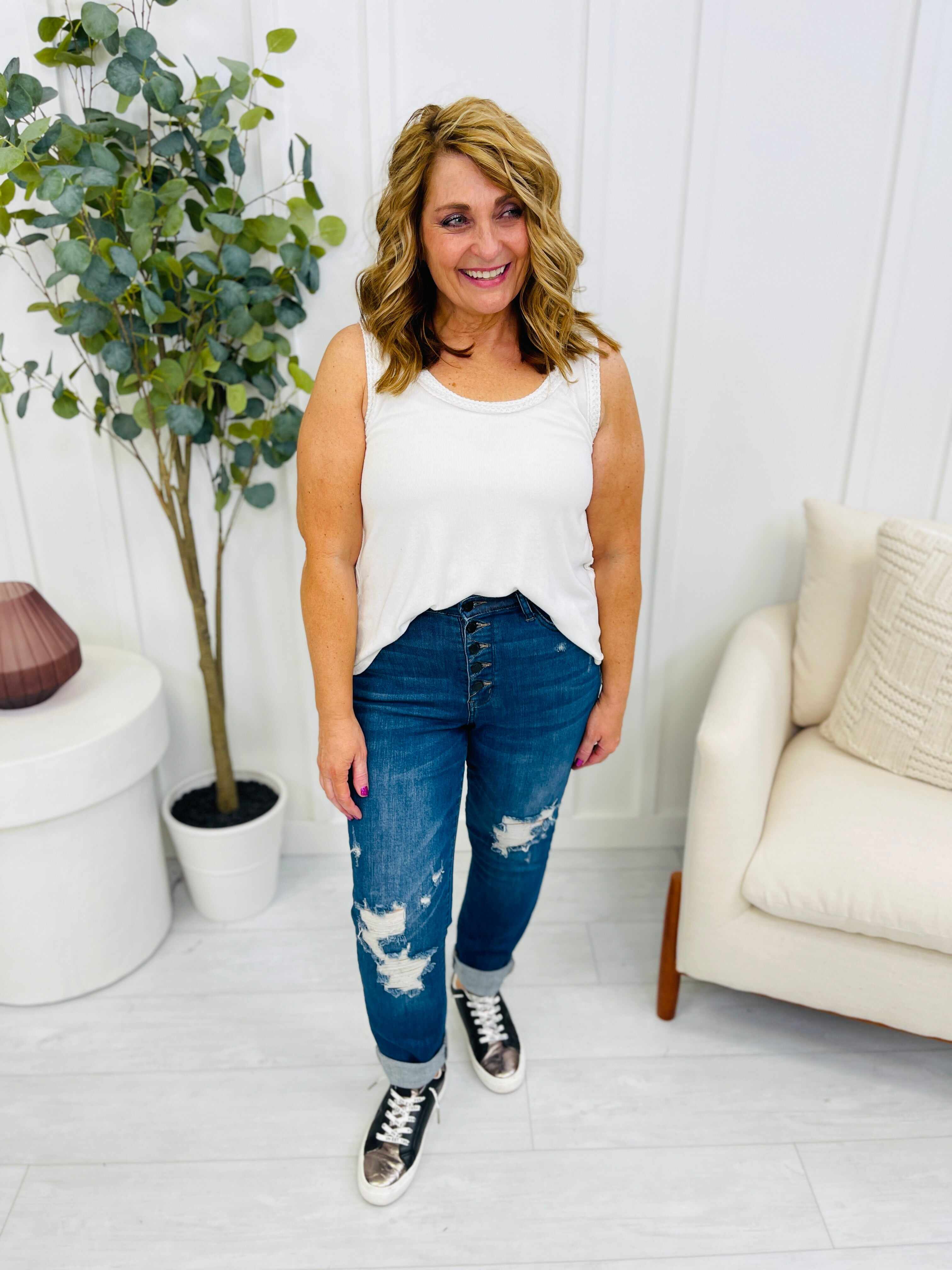 REG/CURVY Boyfriend Material Button Fly Boyfriend Jeans