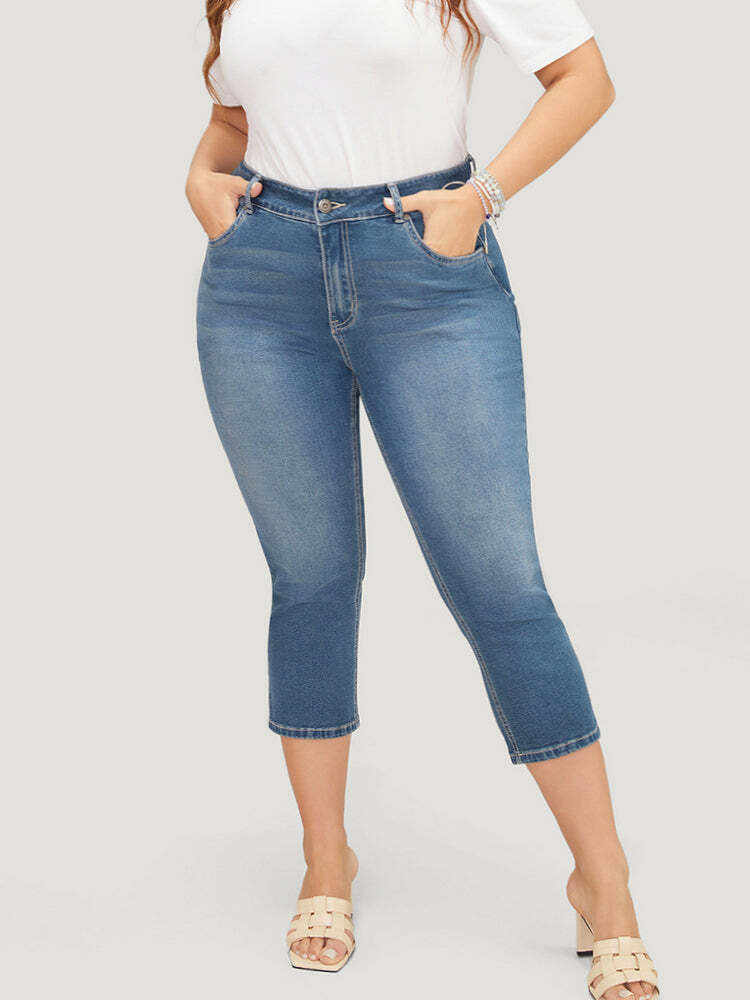 Skinny Very Stretchy High Rise Medium Wash Cropped Jeans