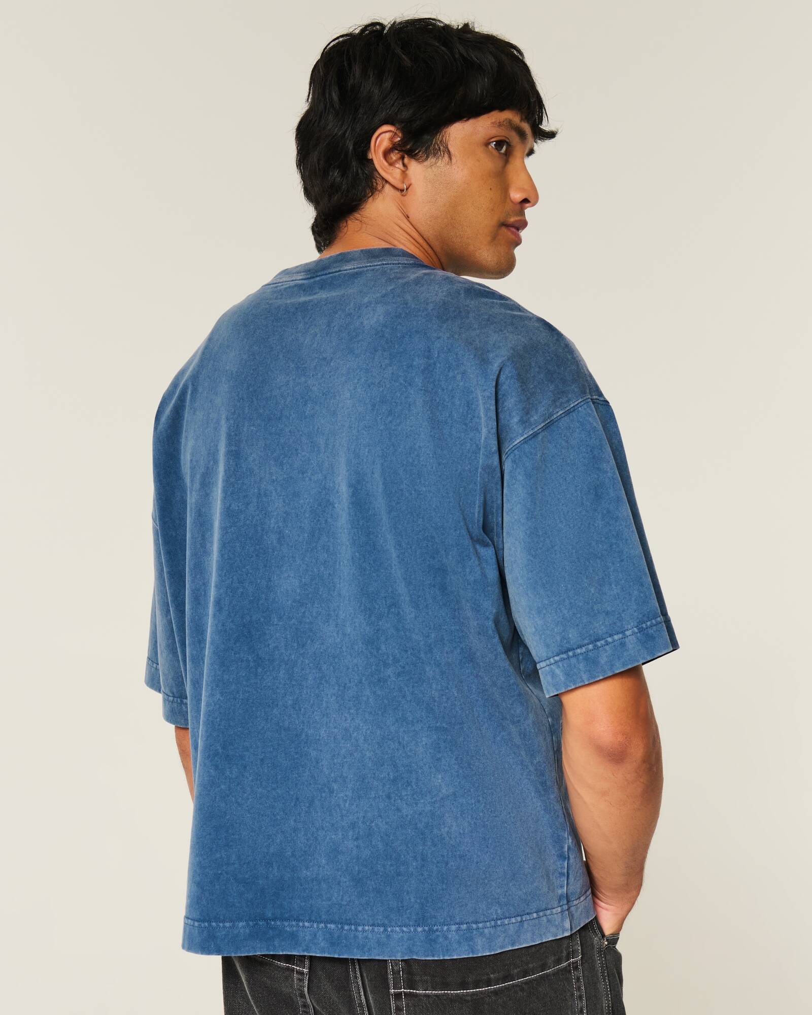 Heavyweight Baggy Crop Varsity Graphic Football Tee