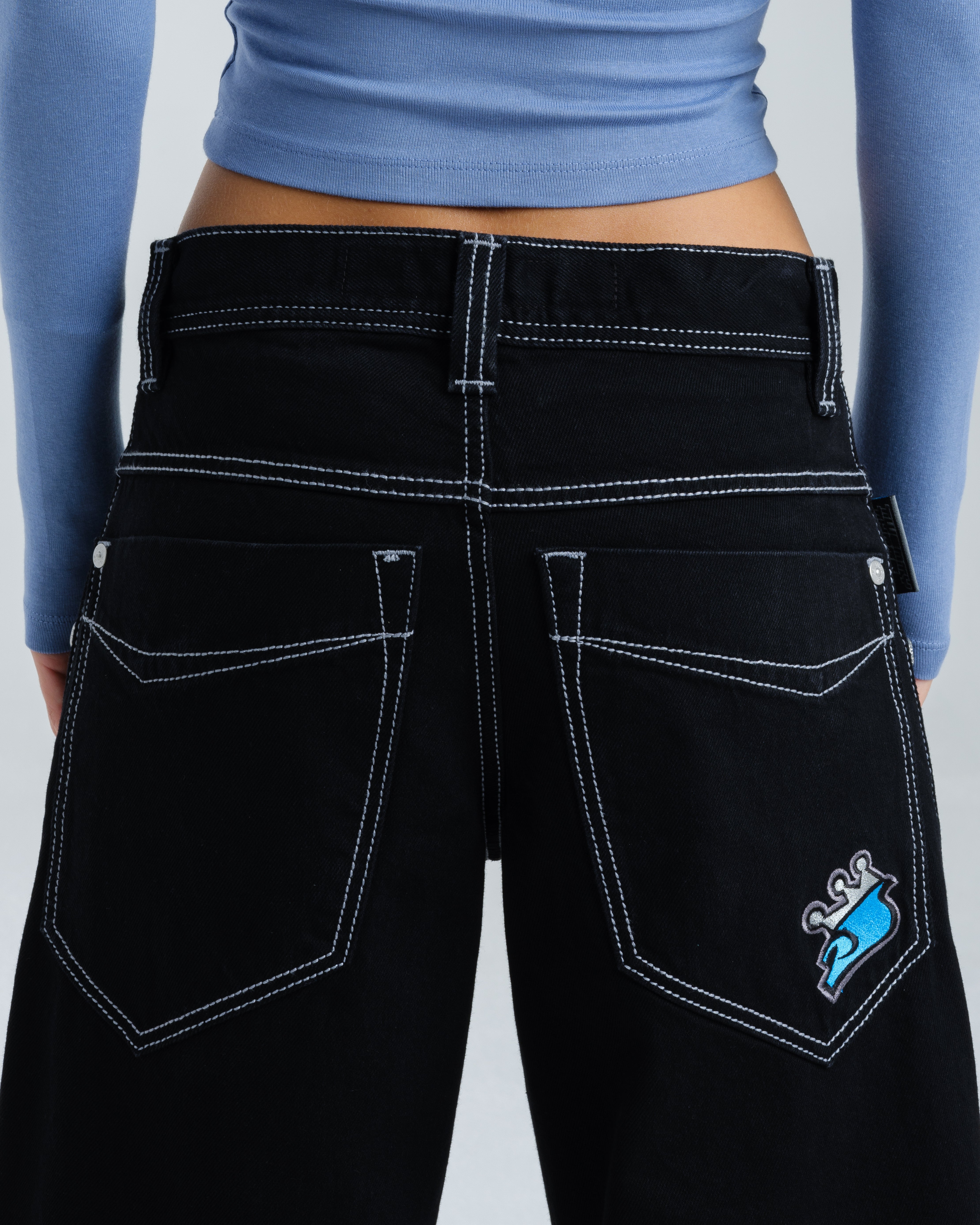 W1179 Easy Wide Pipes. 23