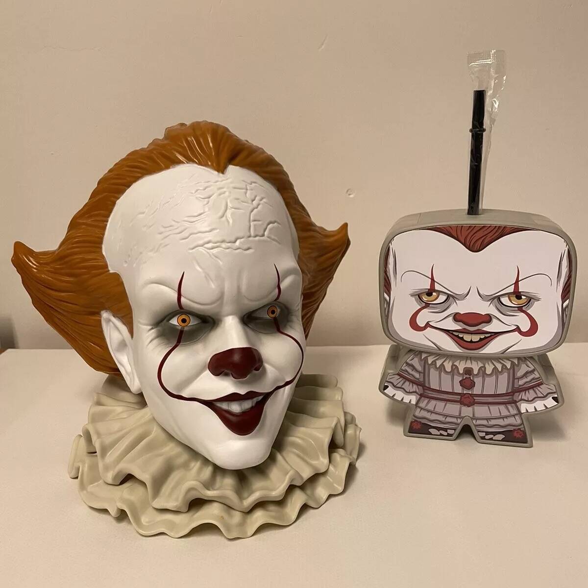 Cinemark Horror Set Chucky And Pennywise Popcorn Bucket Bundle