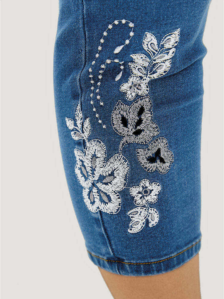 Very Stretchy High Rise Medium Wash Embroidered Cropped Jeans