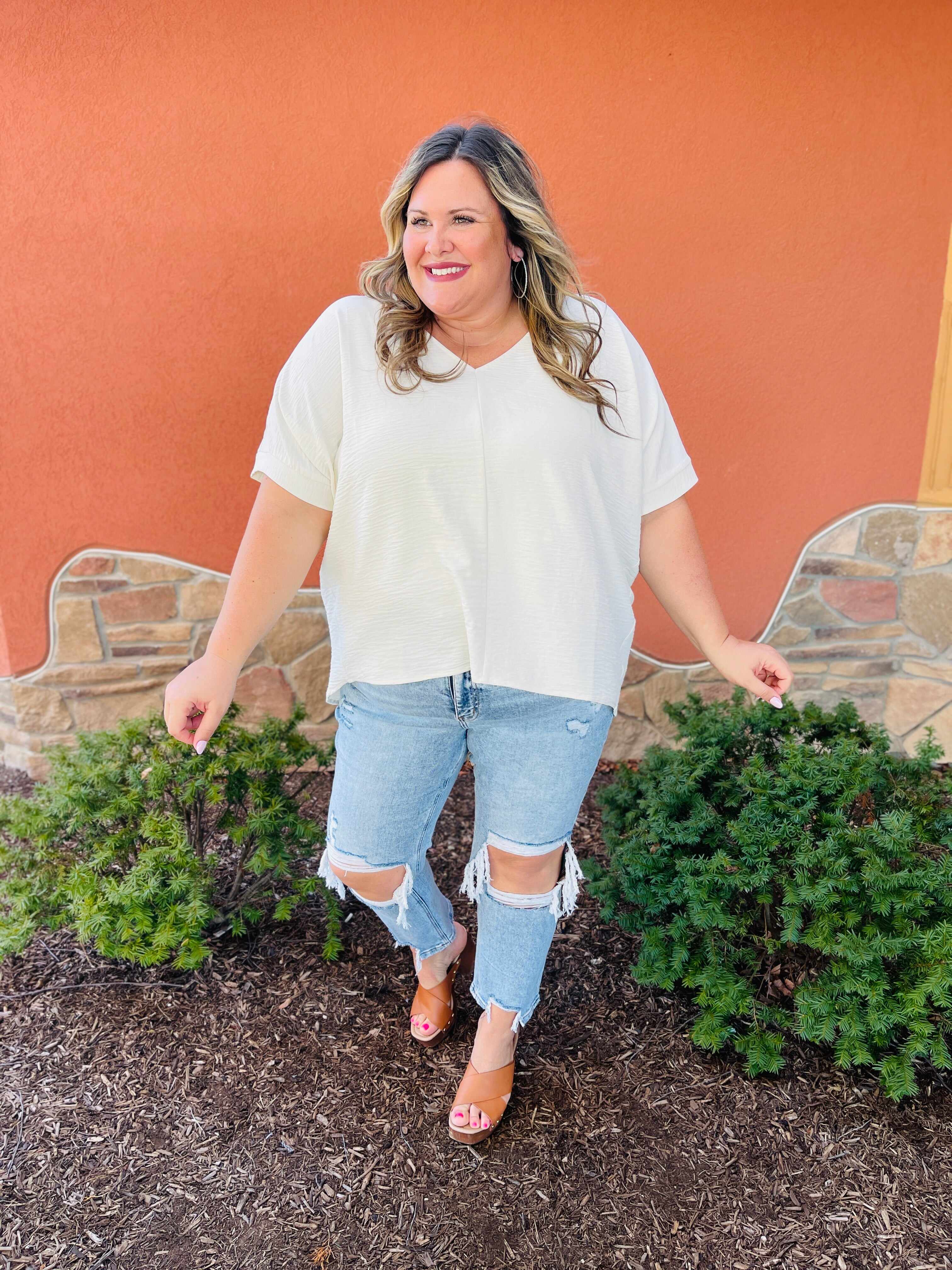 RESTOCK! Lovervet REG/CURVY You're My Lover Cropped Straight Leg Jeans