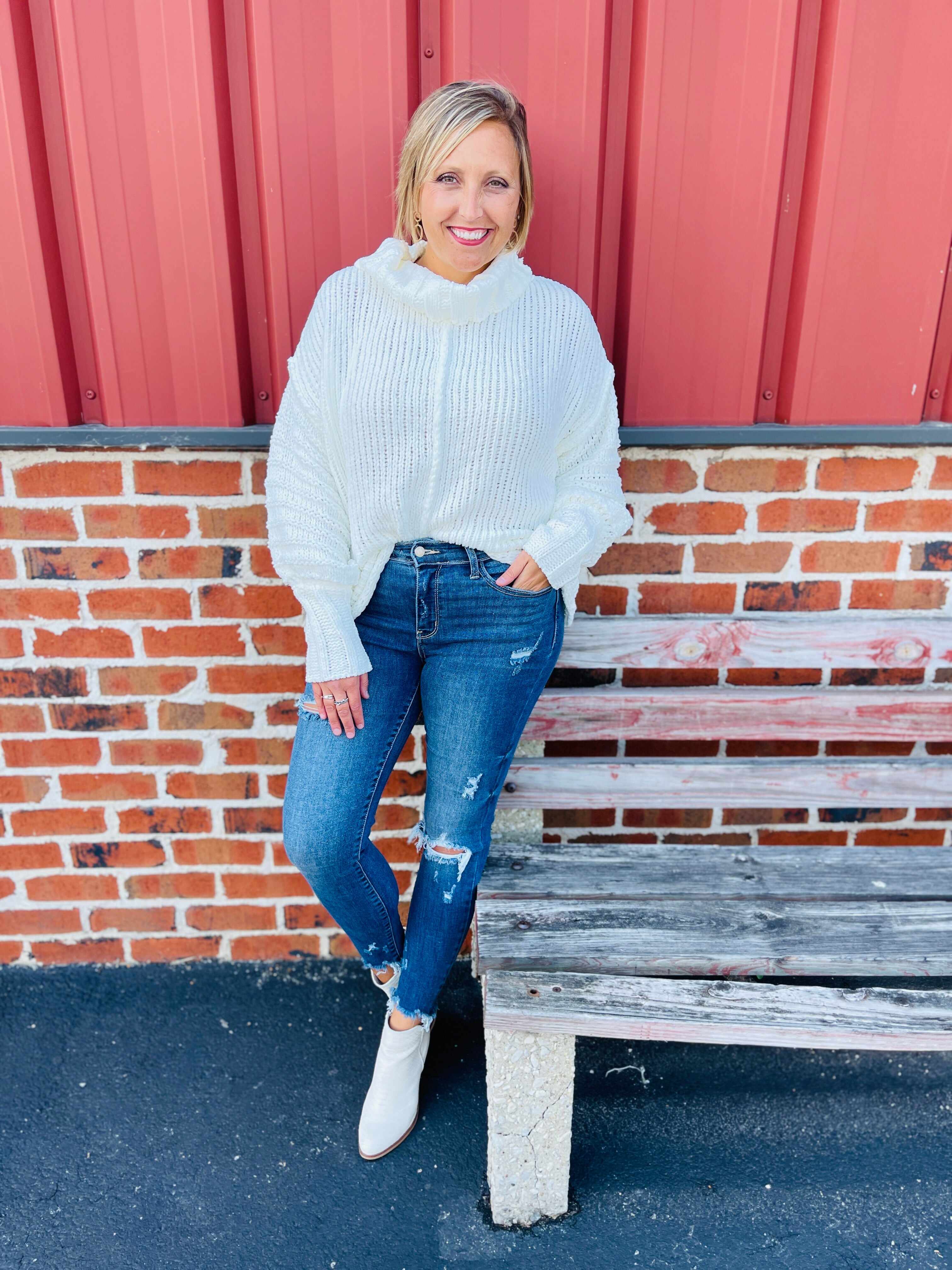 RESTOCK! Plus/Reg First Pick Mid Rise Skinny Jeans