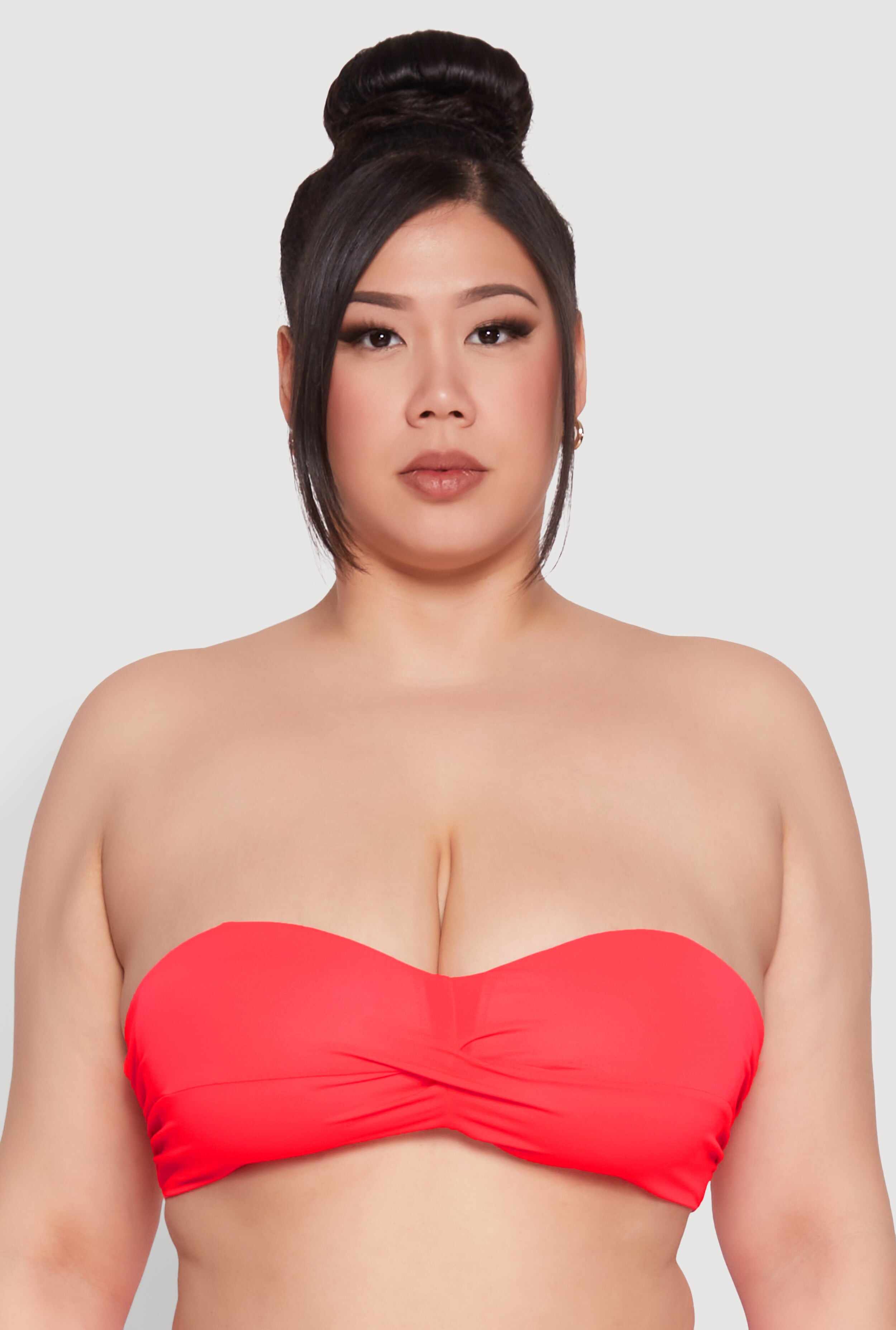 Plus Size Twist Front Swim Bikini Top
