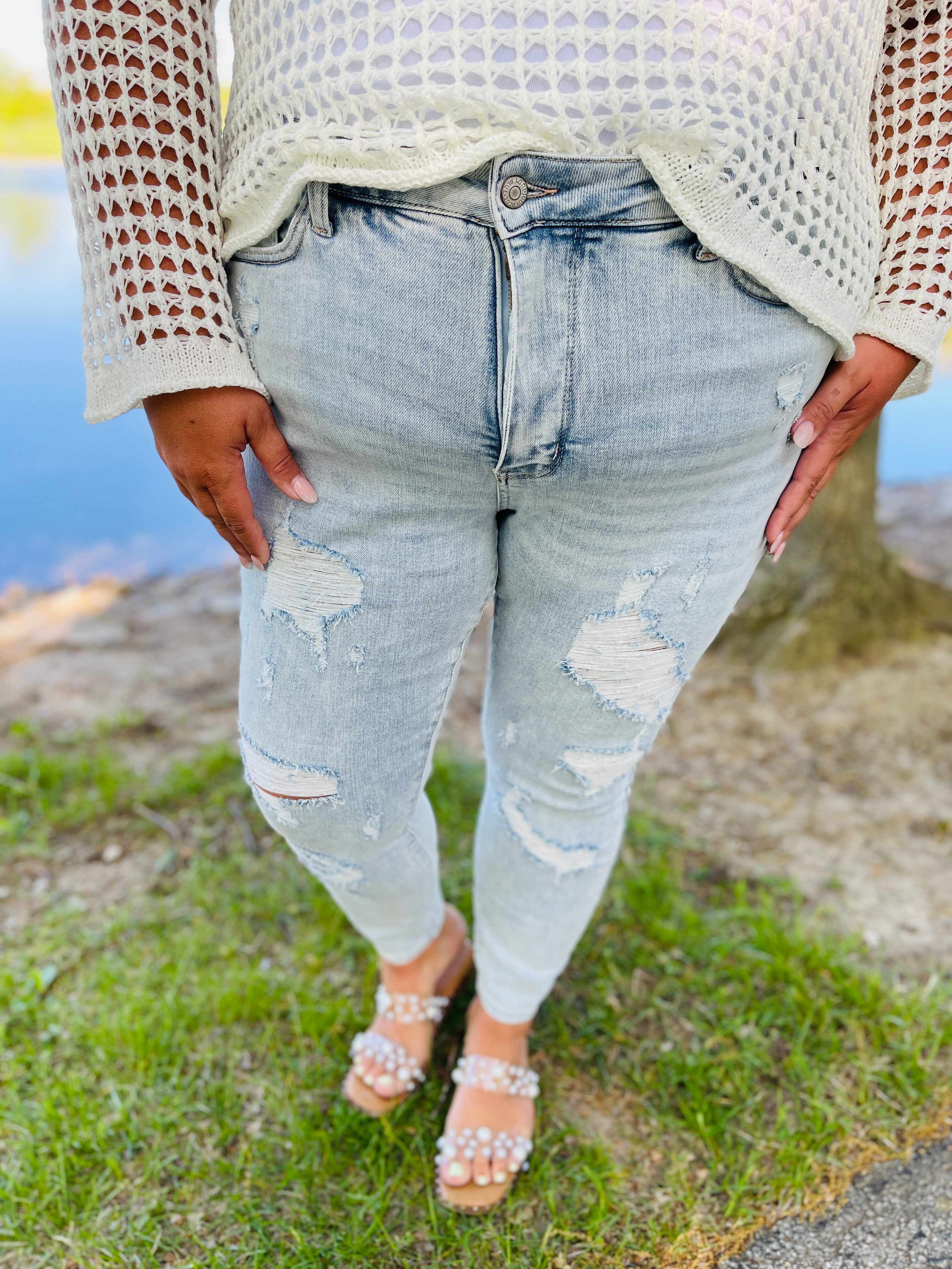 Tummy Control Skinny Jeans in Reg/Curvy Always in Control Restock