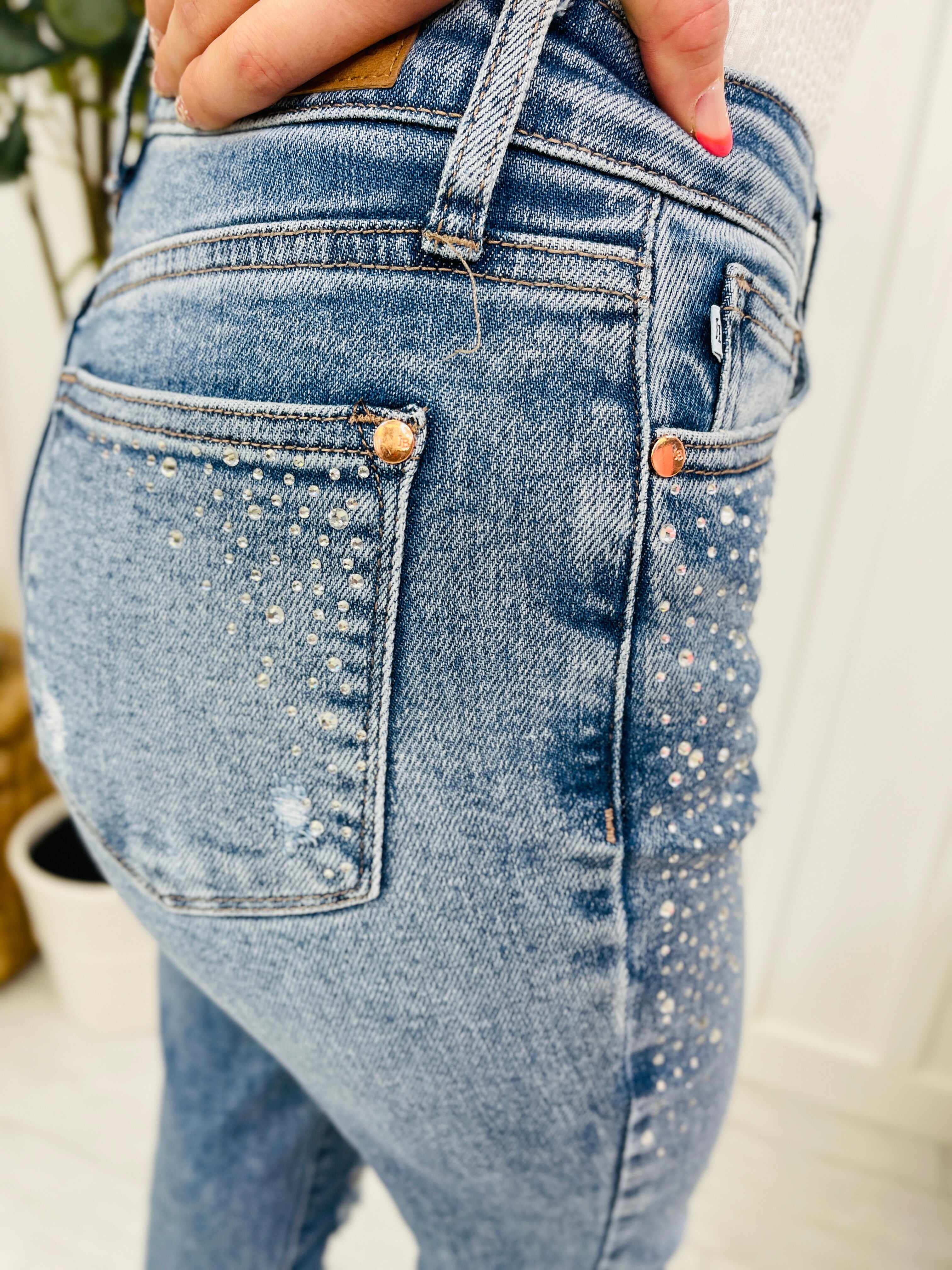 REG/CURVY Shine Bright Like a Diamond Rhinestone Straight Jeans