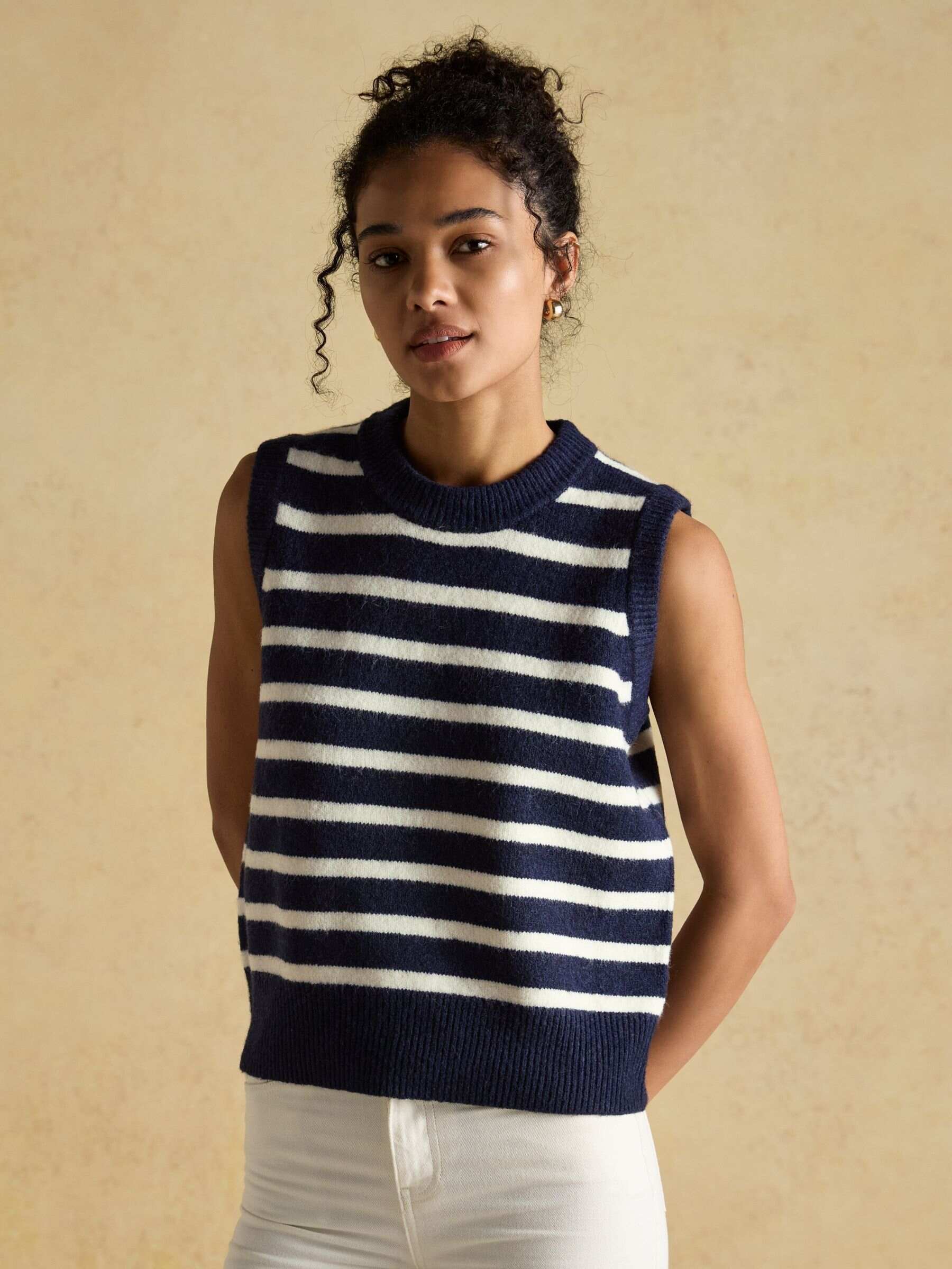 Holly Navy/White Knitted Vest