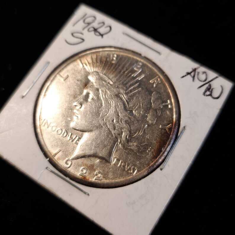 1922 S Silver Peace Dollar  AU/BU  -  Key date Lot#  1433