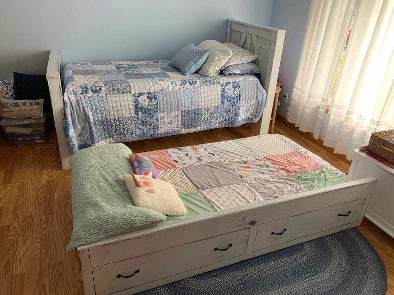 CHICAGO solid wood twin size trundle bed frame