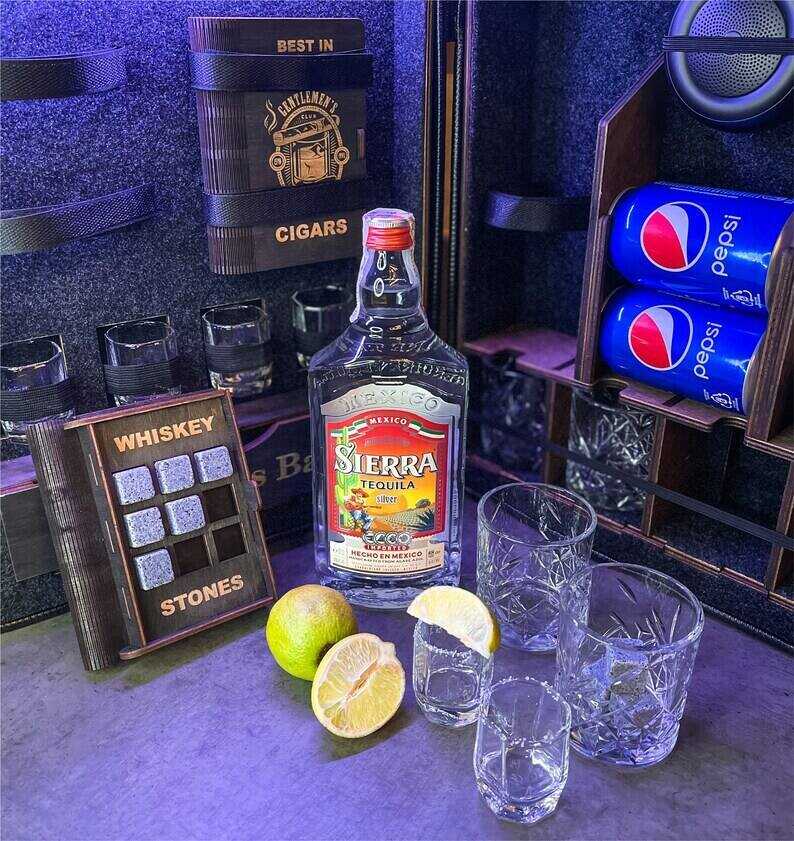 20 L Christmas or New Year Gift Jerry Can Mini Bar, With Bluetooth Speaker, Home Mini Bar, Handmade Bar, Gift For Him, Custom Fuel Bar