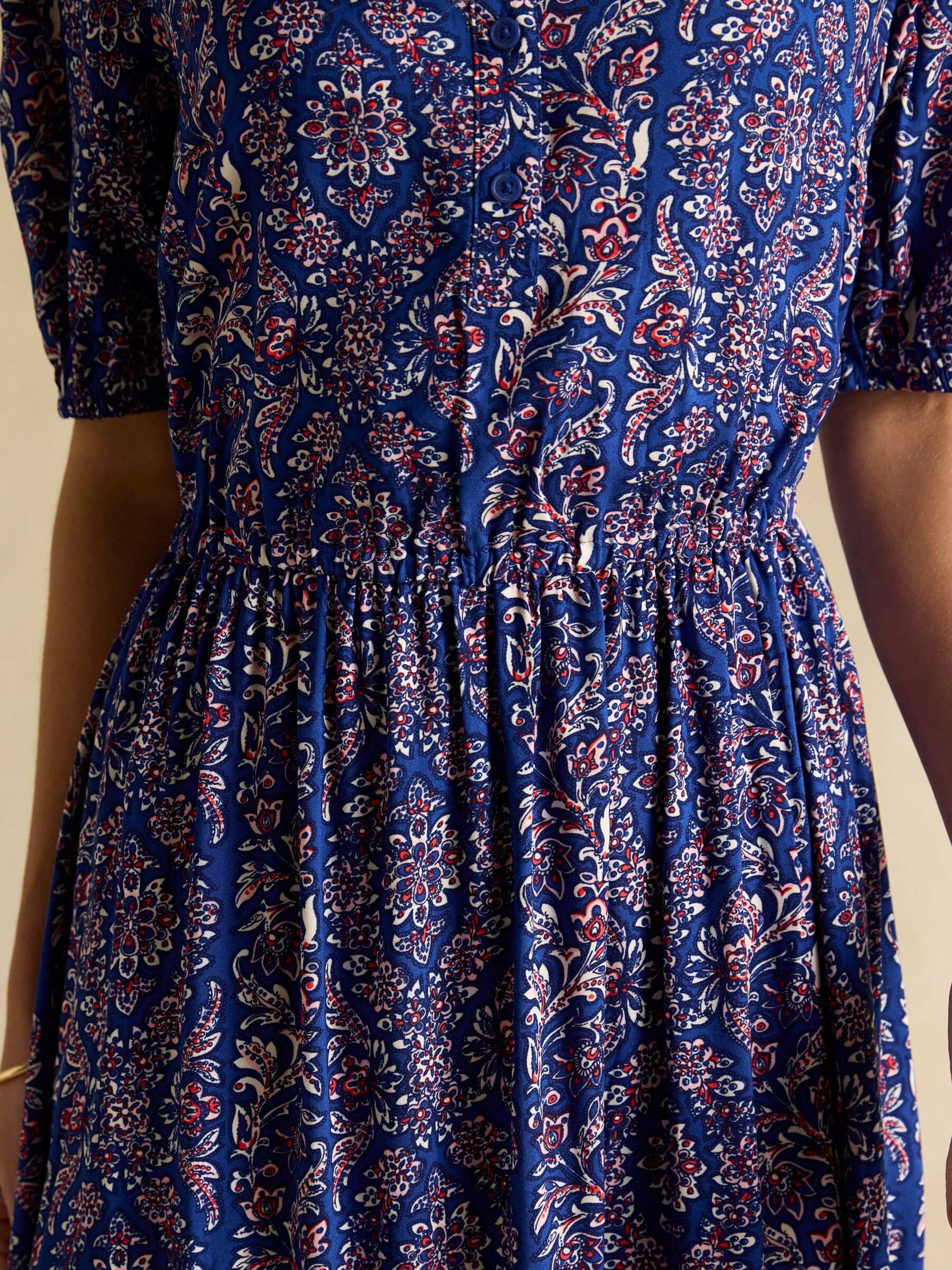 Adele Blue Crew Neck Elbow Length Sleeve Midi Dress