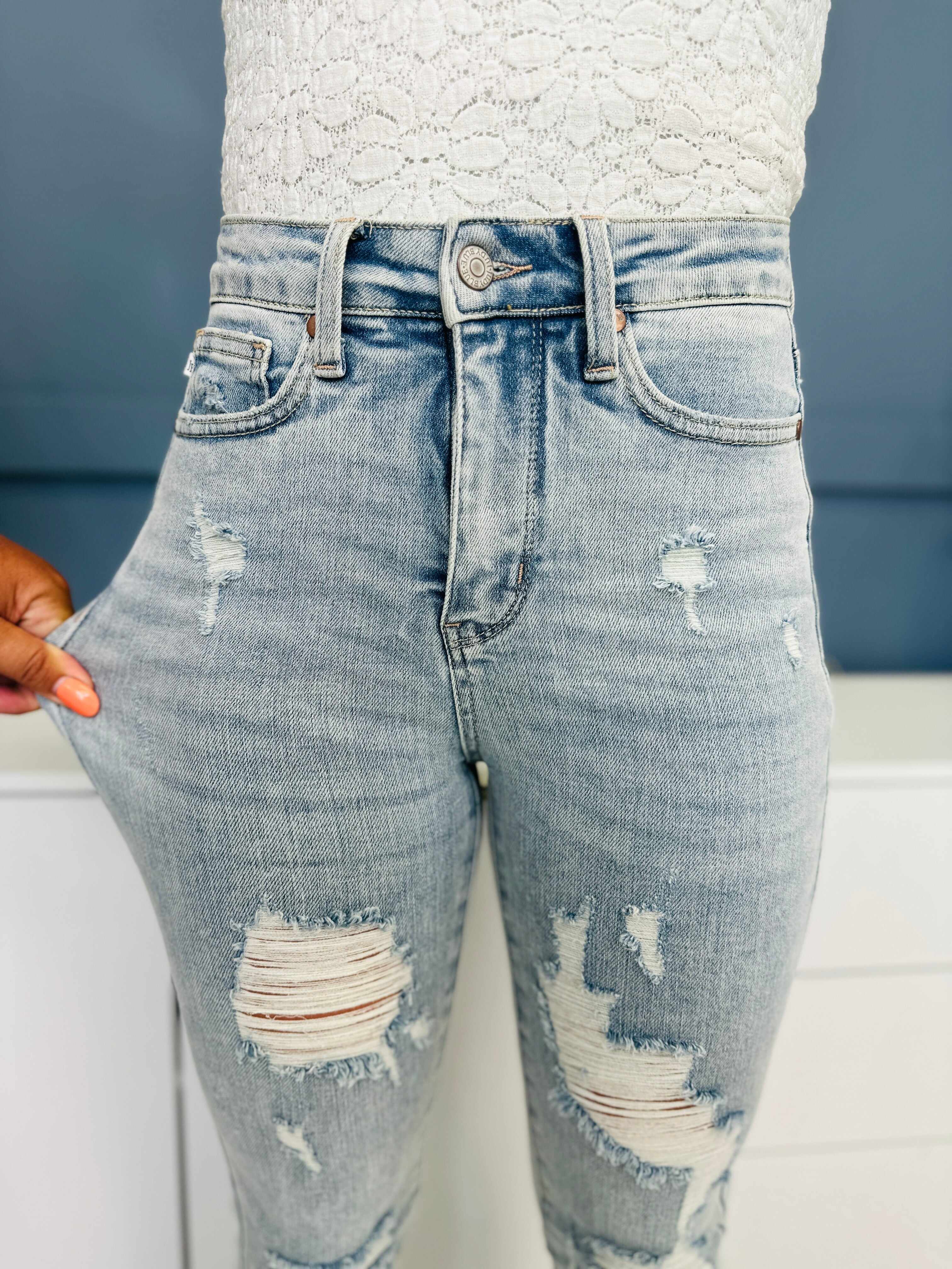 Tummy Control Skinny Jeans in Reg/Curvy Always in Control Restock