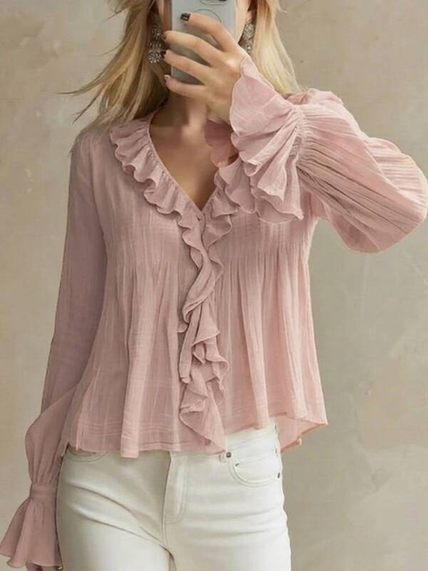 New Sweet-style Long-sleeved Top With Flared Sleeves