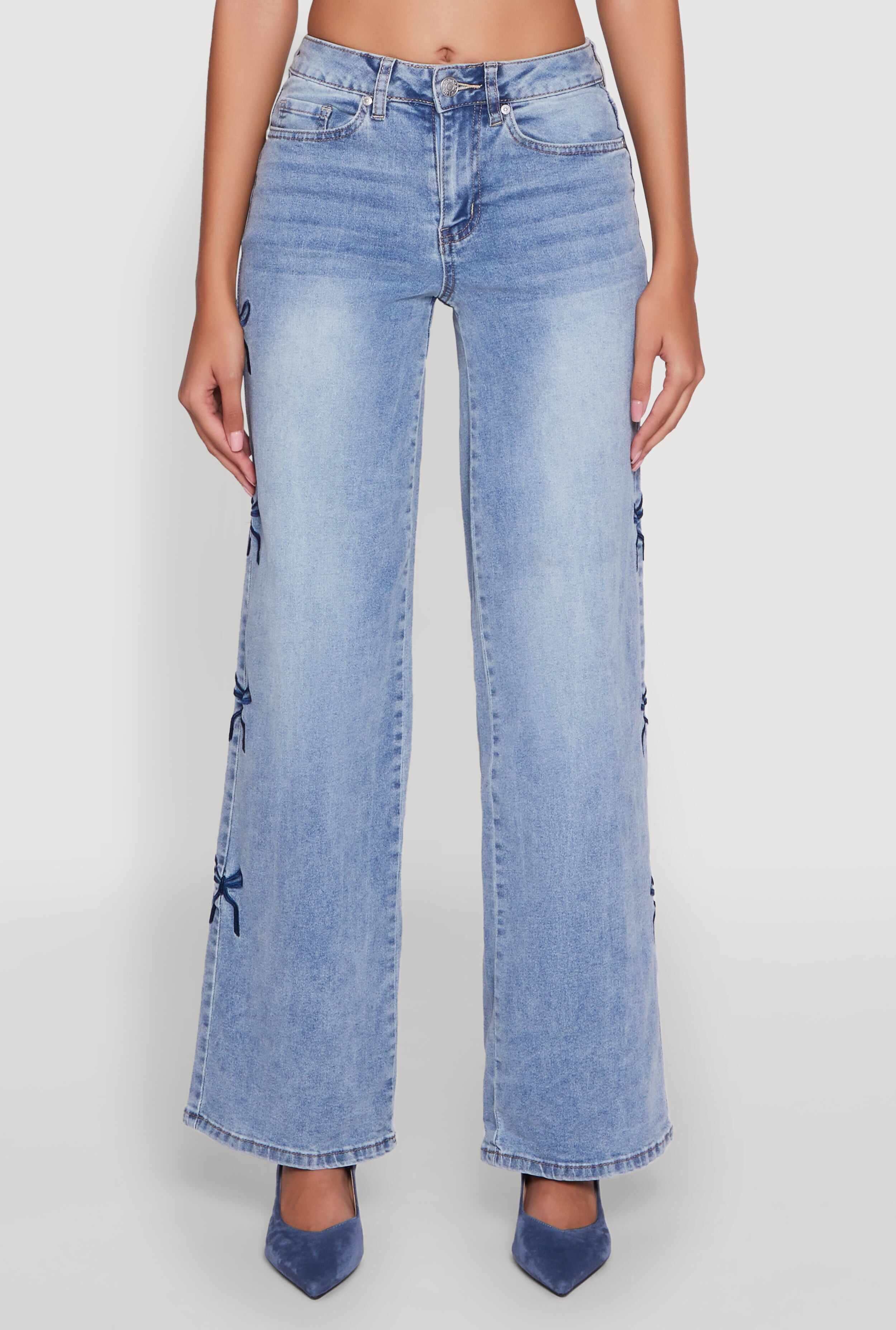 Madden Girl Mineral Wash Embroidered Bow Side Jeans