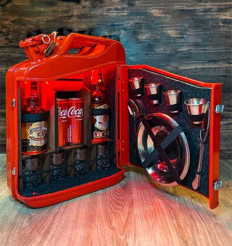 20 L Metal Red Jerry Can Mini Bar, Metal Mini Bar With Wood Inside With Picnic Set, Custom Fuel Bar, Valenetine's Day Gift, Gift for Him