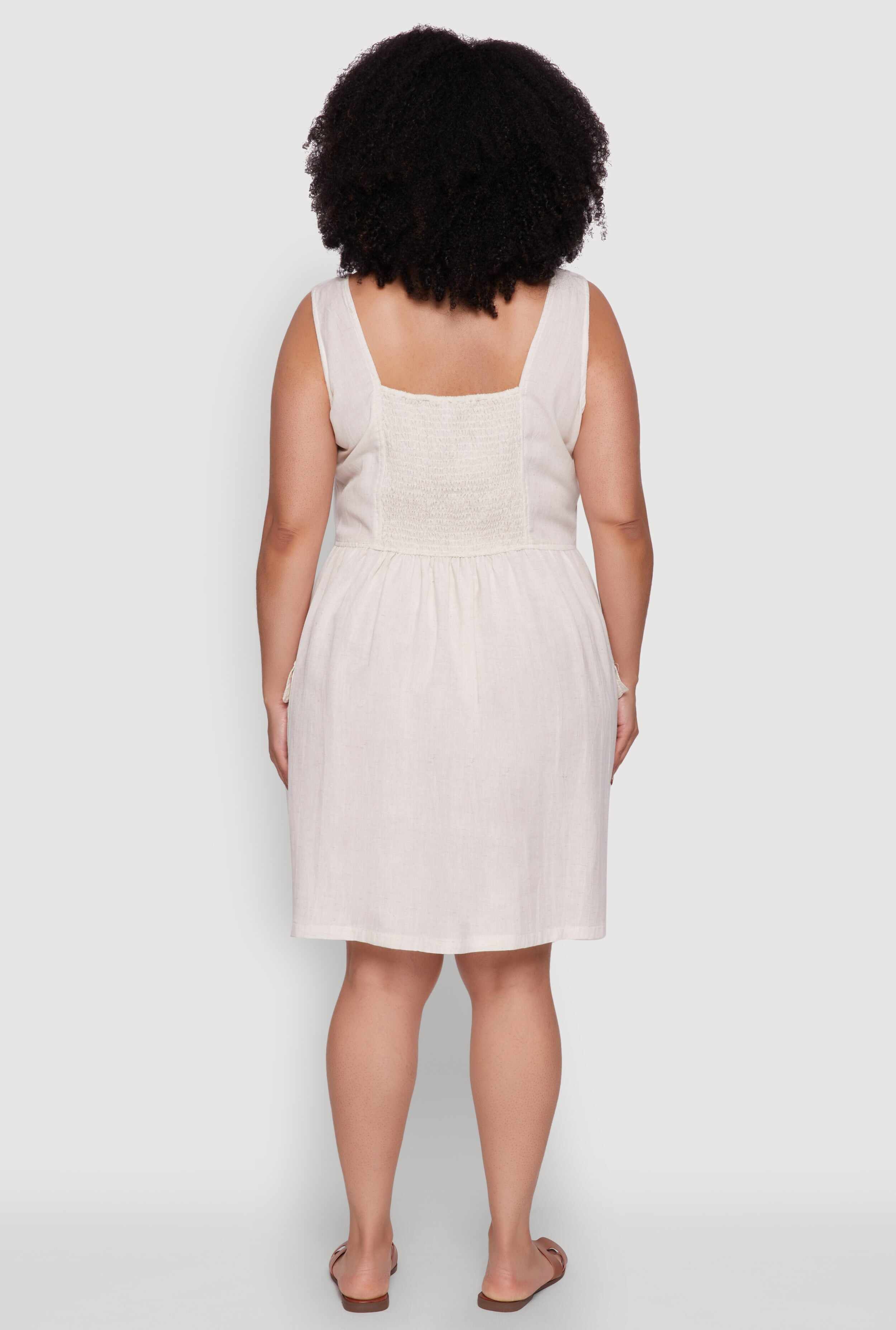 Plus Size Sleeveless Sundress with Cargo Pockets