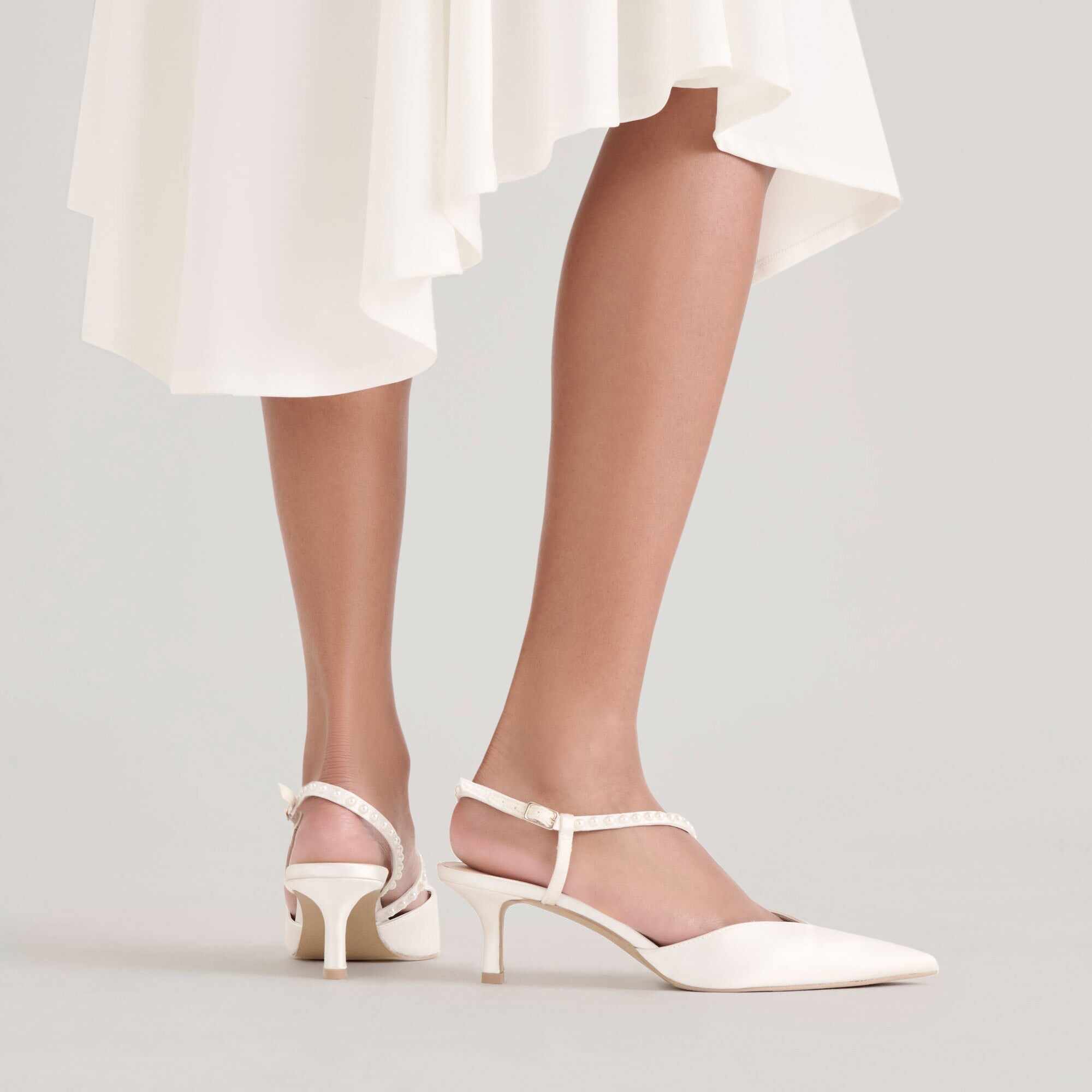 KAMRA PEARL MID HEELS TRUE WHITE SATIN