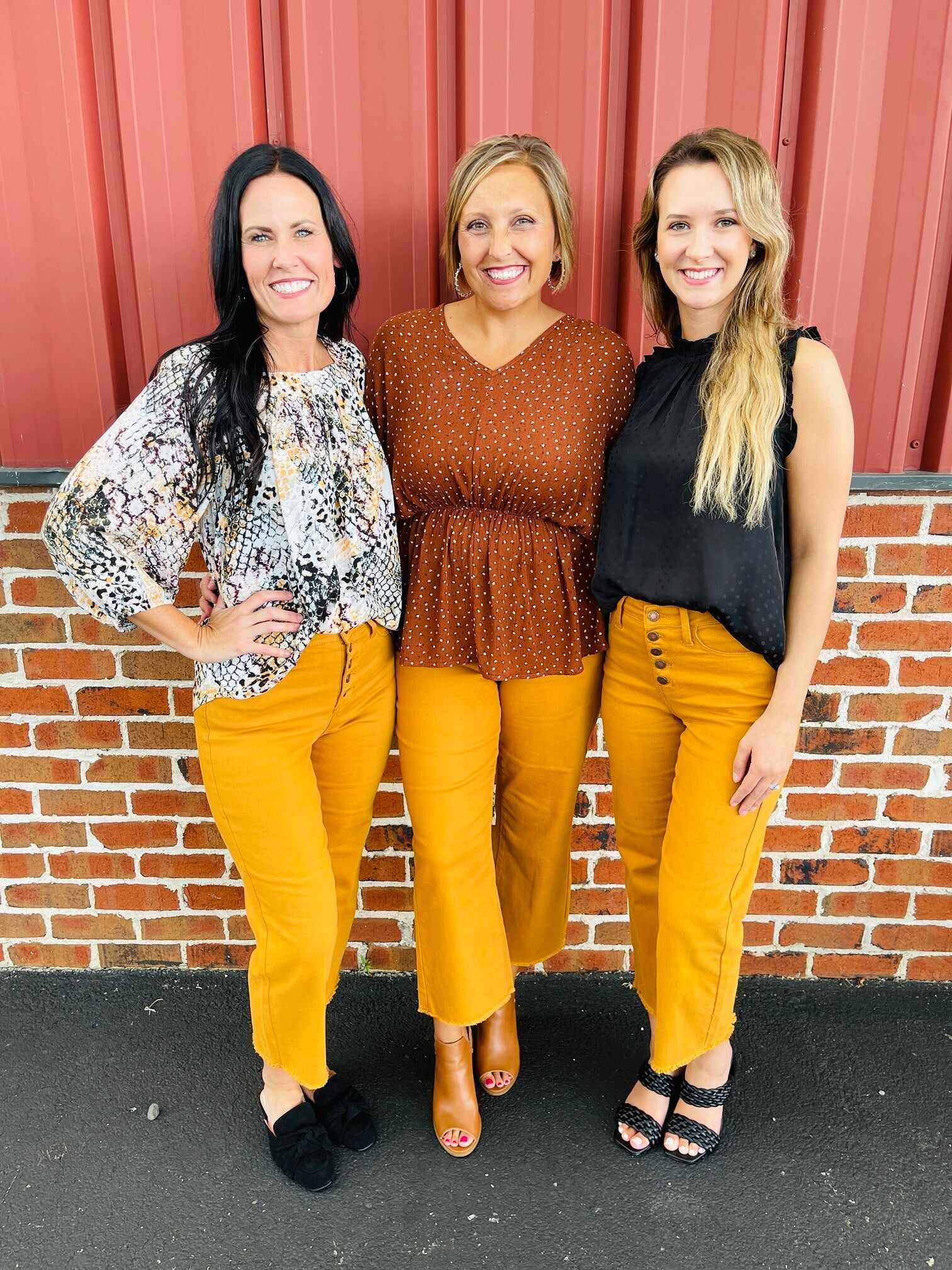 Plus/Reg Far And Wide Leg Mustard Jeans