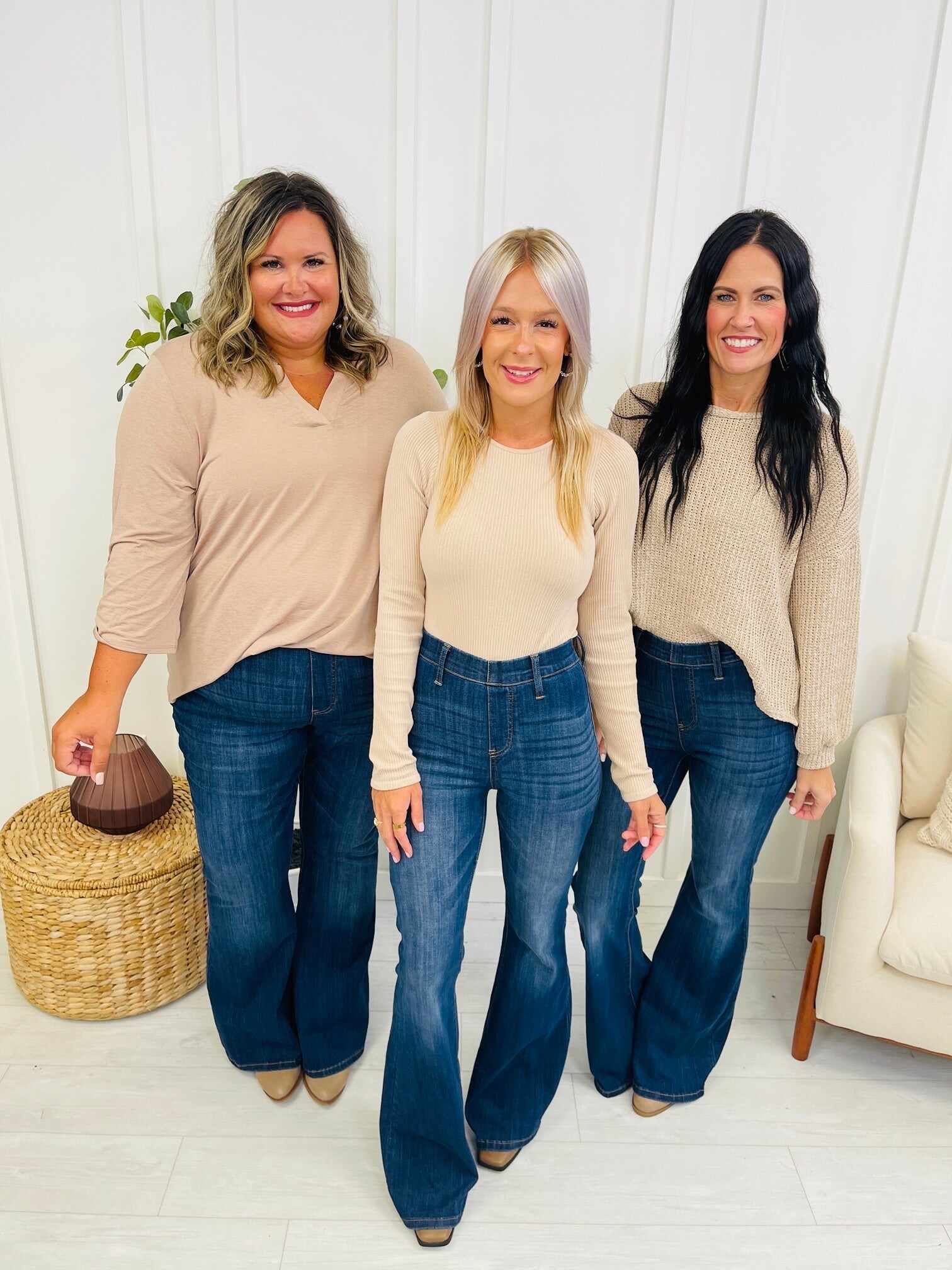 REG/CURVY Dream On Pull On Flare Jeans