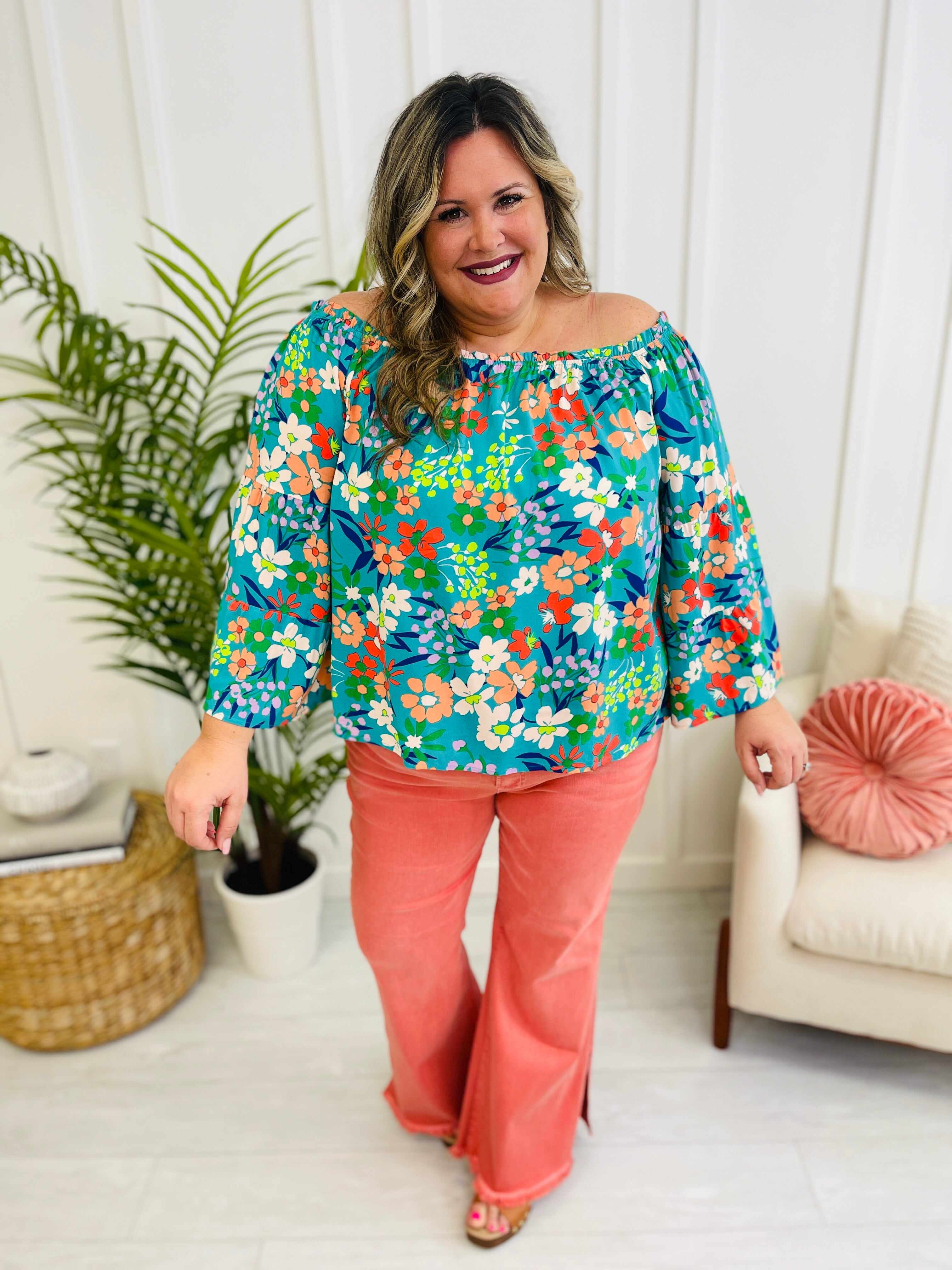 Risen REG/CURVY You're a Peach Flare Jeans
