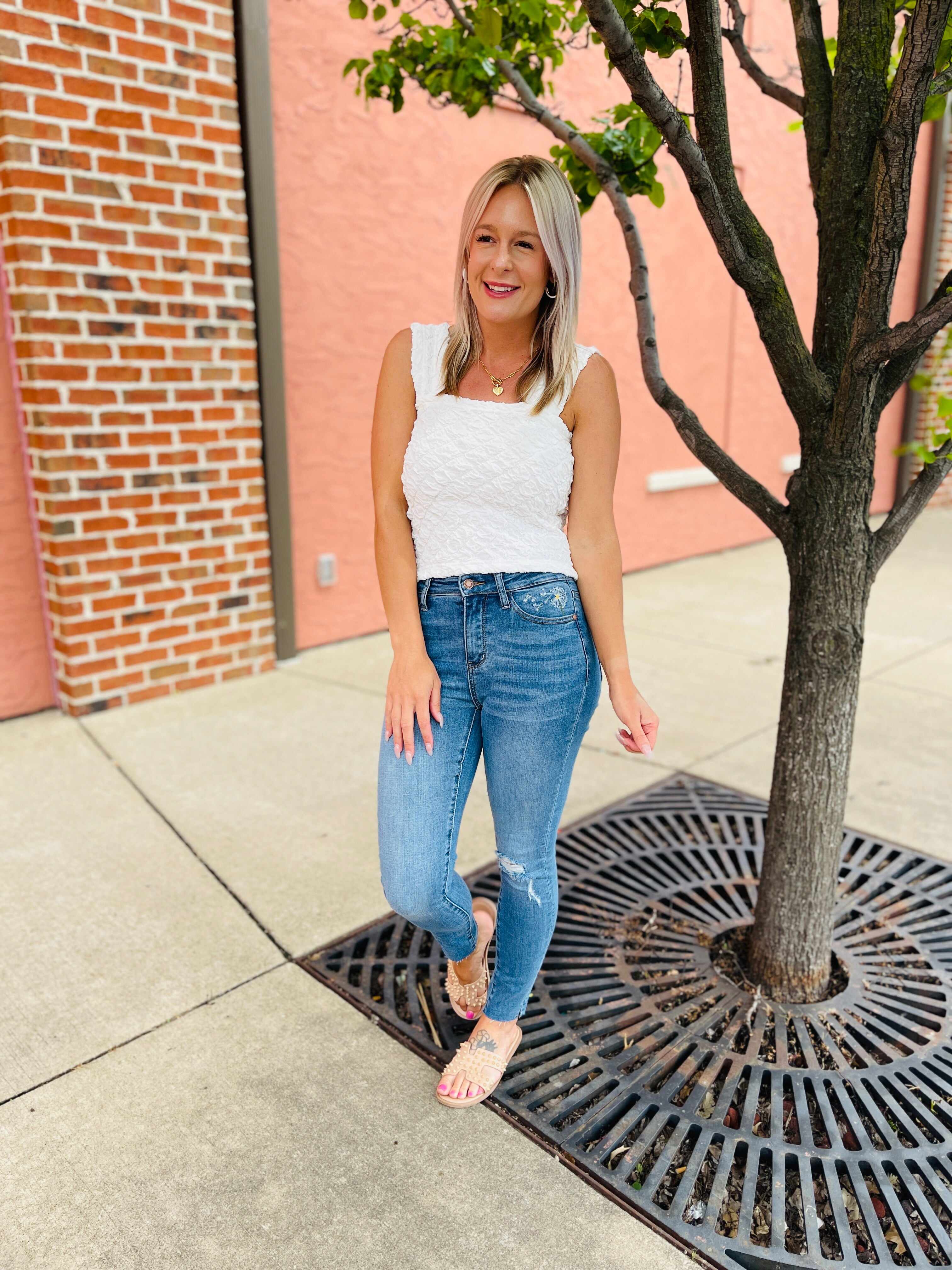 PLUS/REG Dancing In The Wind Dandelion Embroidered Skinny Jeans