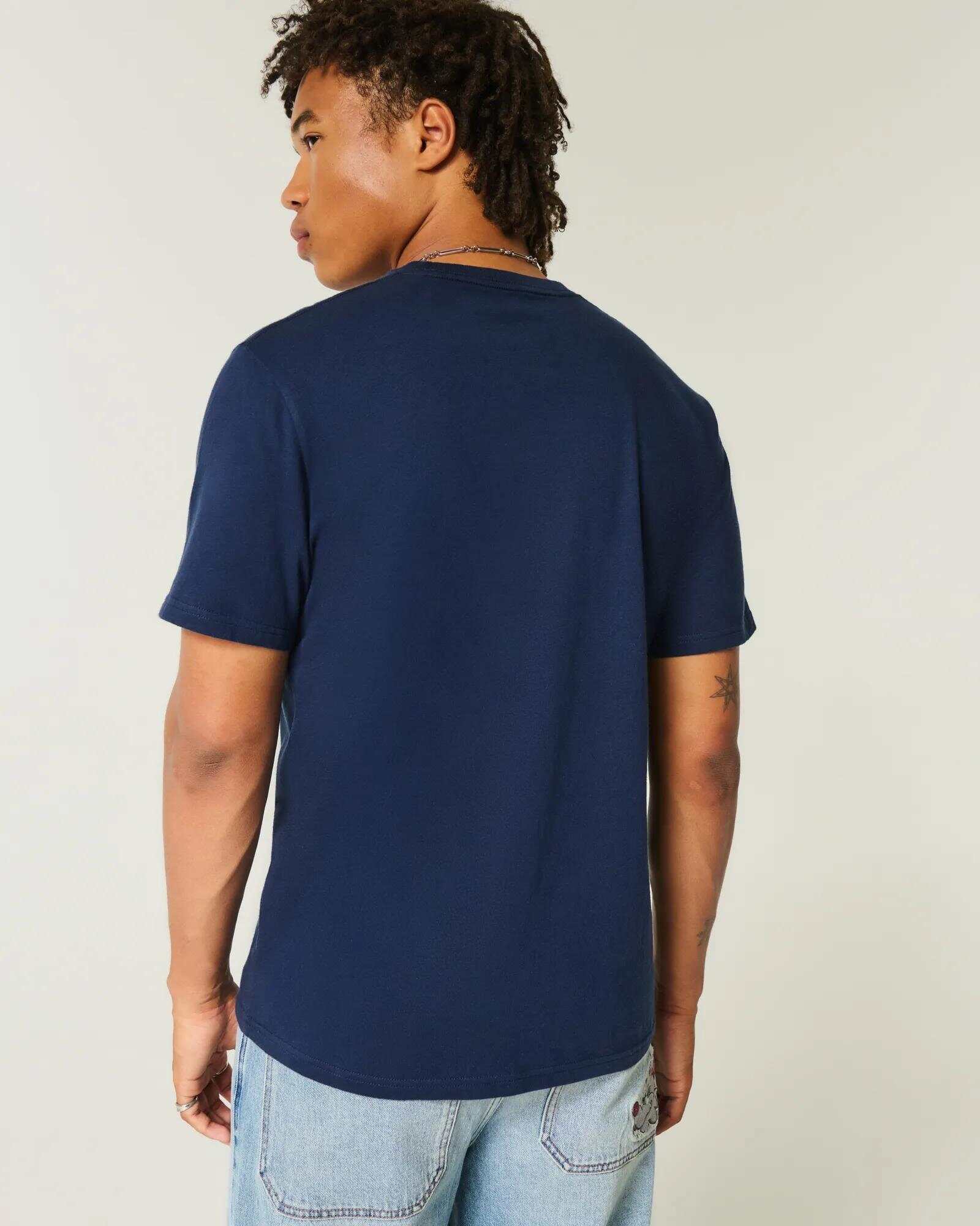 Classic Fit T-Shirt