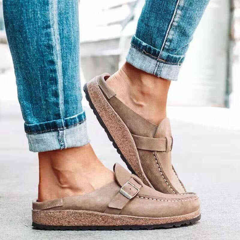 Women's Retro Sandals in Suede