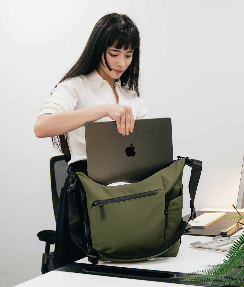 Flow Satchel