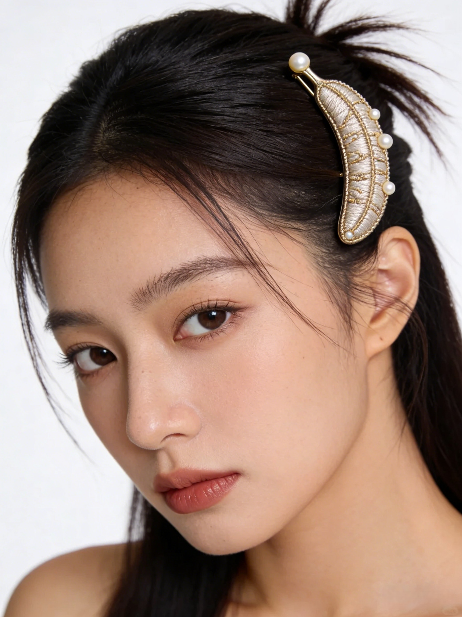 New French Style Apricot Acrylic Shark Pearl Hairpin