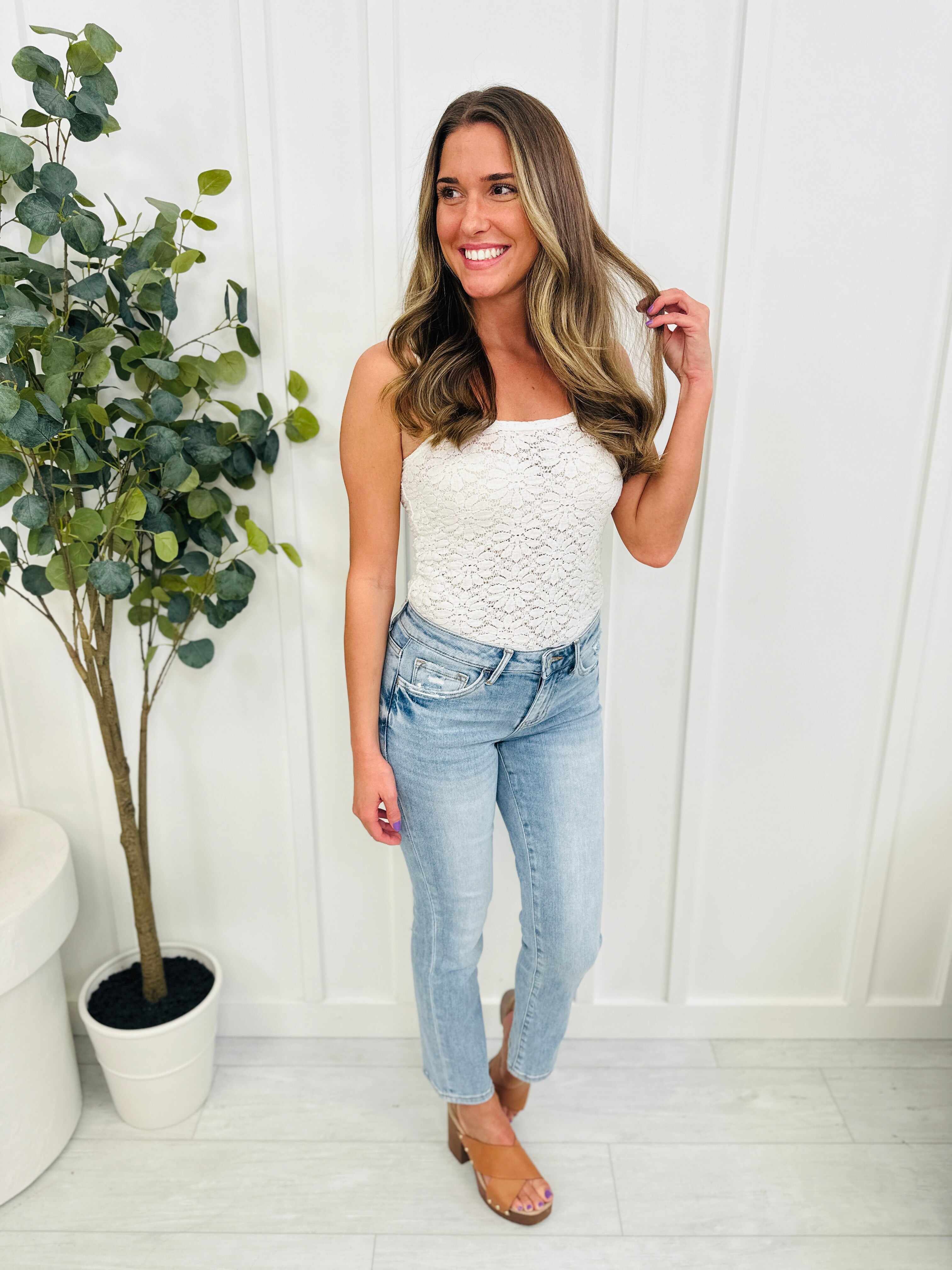 MARKDOWNS! Lovervet REG/CURVY Straight Into Summer Straight Leg Mid Rise Jeans