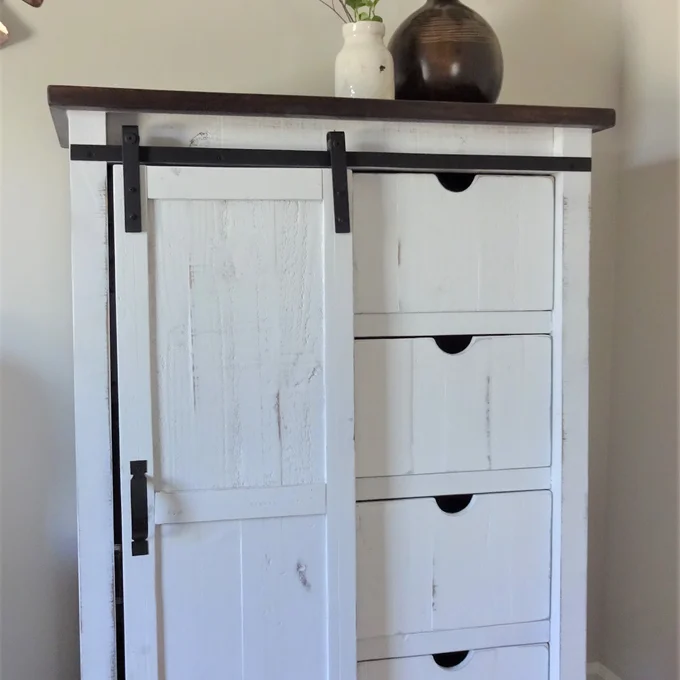 Sliding wardrobe