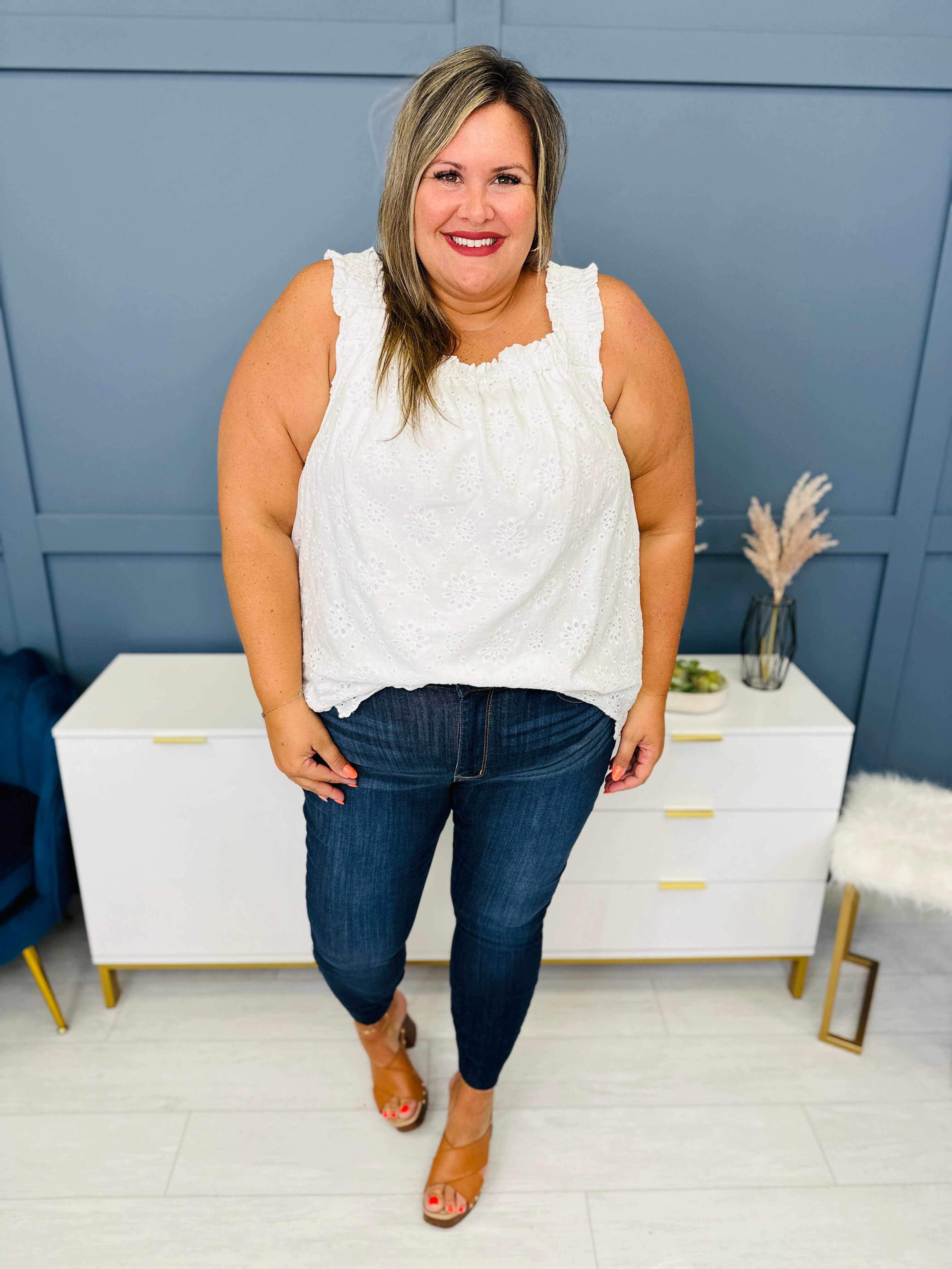 FIFTH RESTOCK! BEST SELLER!  Mid Rise REG/CURVY Work For The Weekend Skinny Jeans