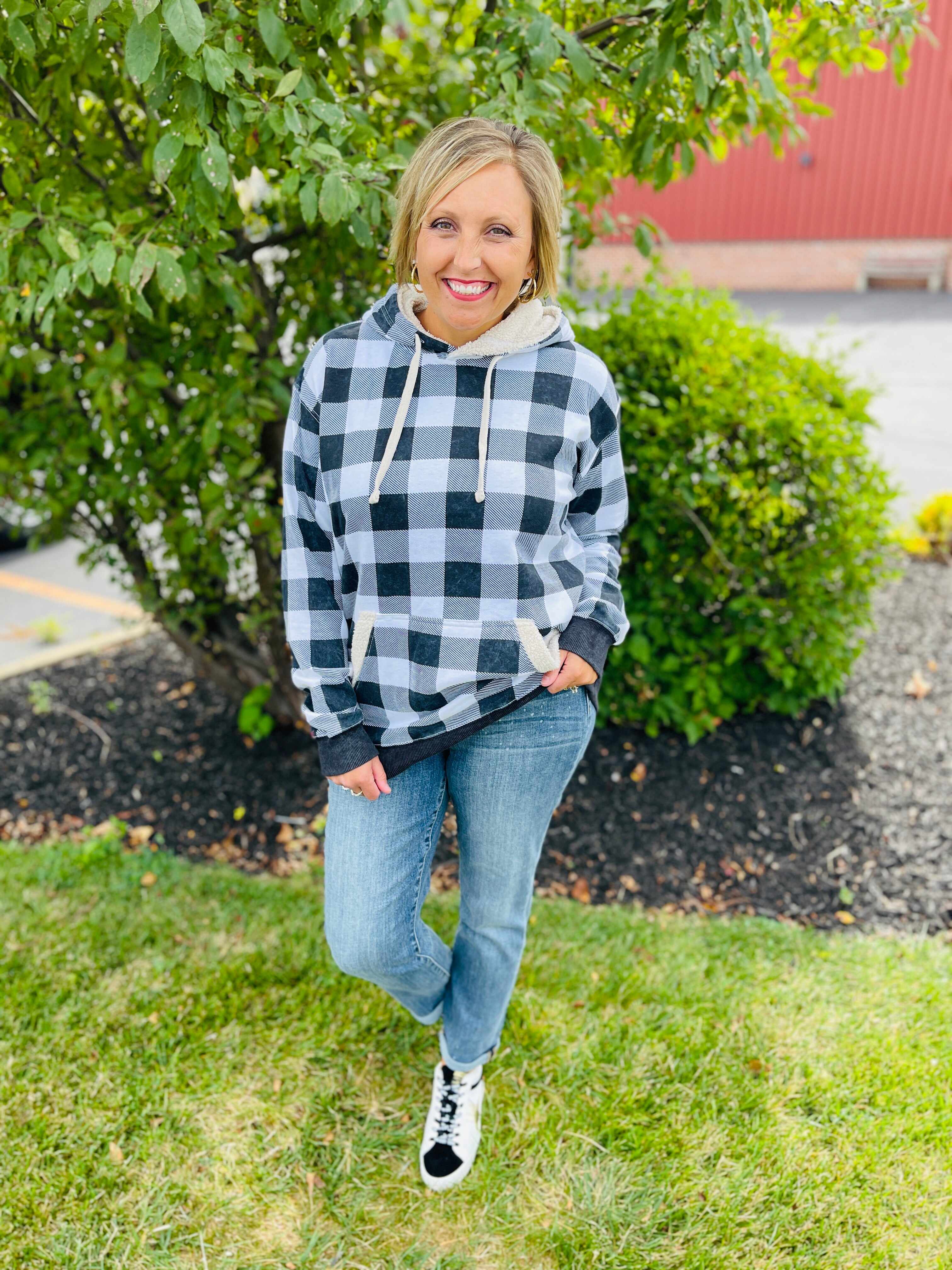 RESTOCK! PLUS/REG Bleach Vibes Nondistressed Bleach Splatter Boyfriend Jeans