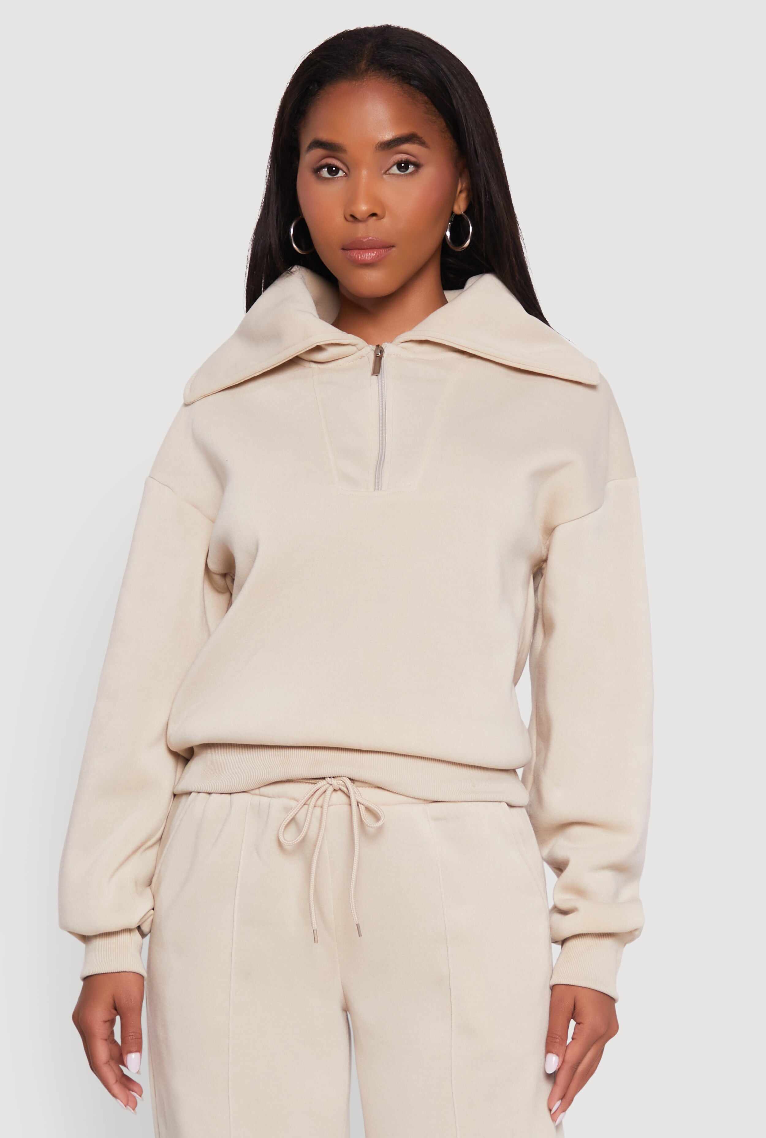 Fleece Collared Quarter Zip Pullover Sweatshirt