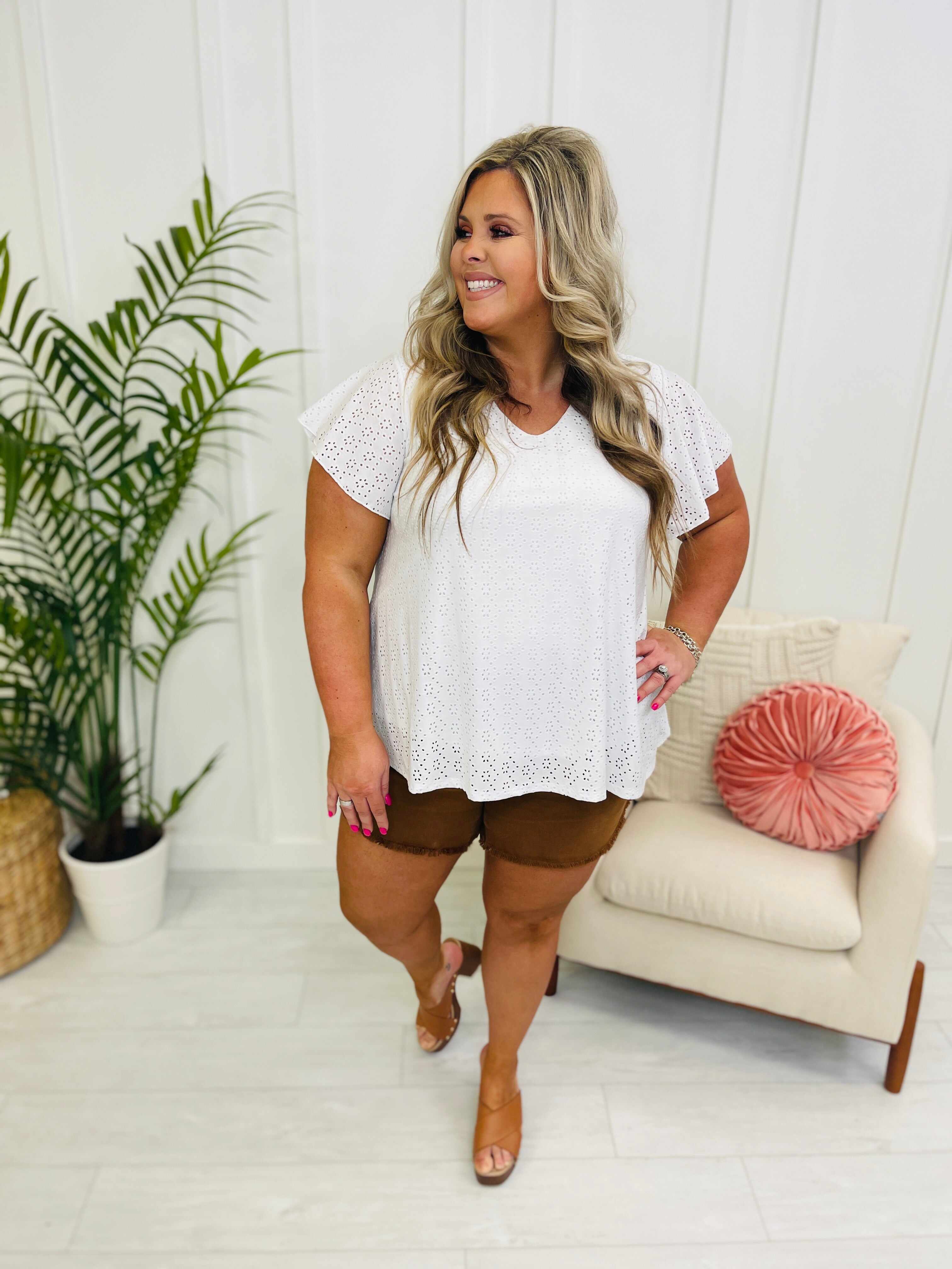 REG/CURVY Brown Eyed Girl Shorts