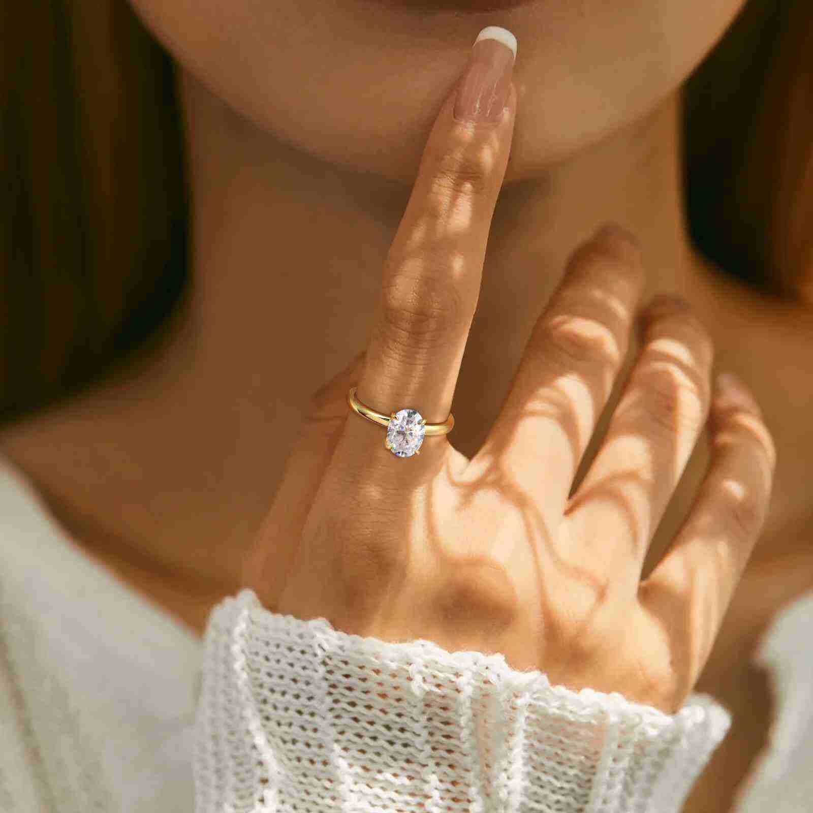 (Valentine's Gift) S925 Oval Cut Moissanite Engagement Ring For Her
