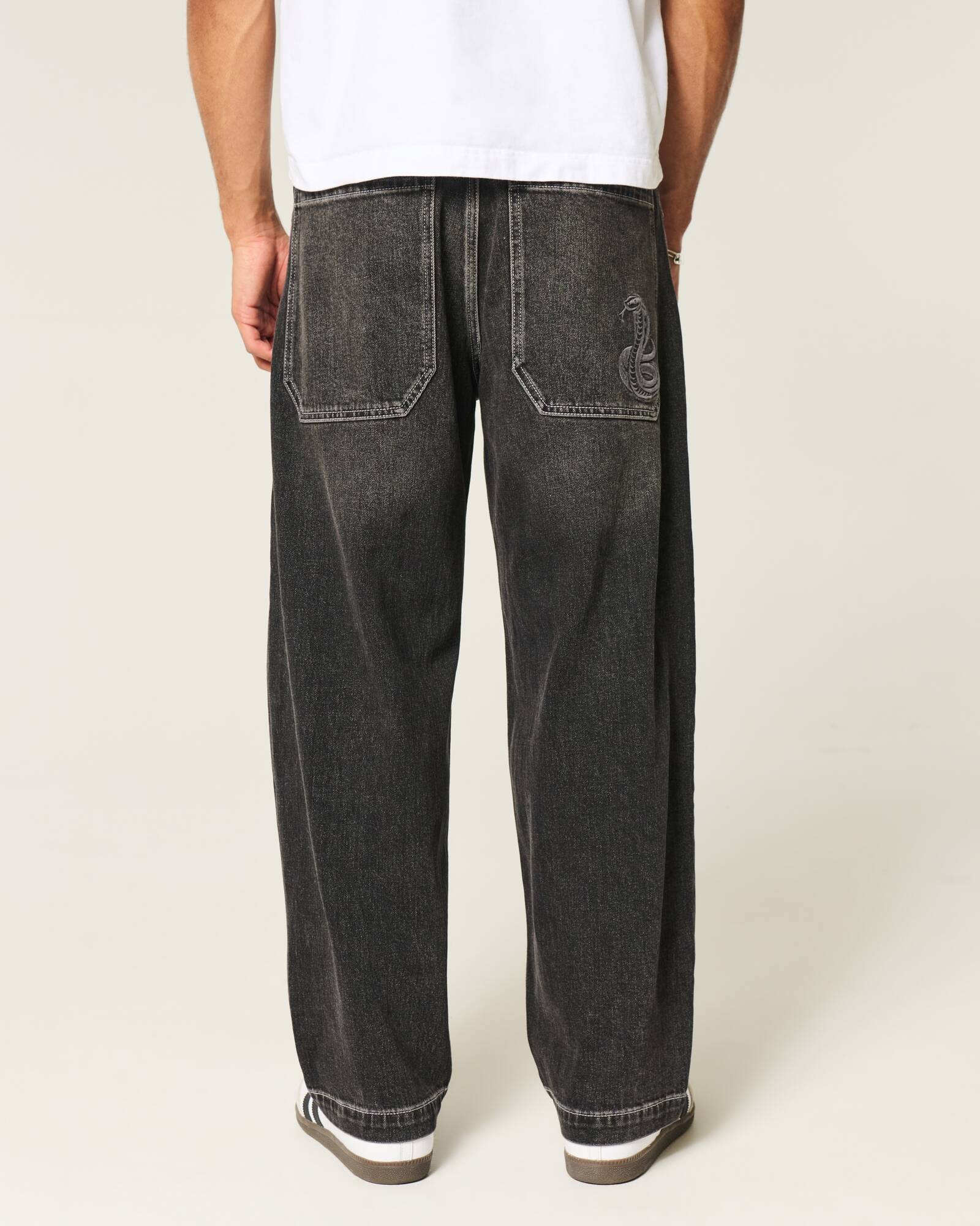 Medium Wash Skater Baggy Jeans