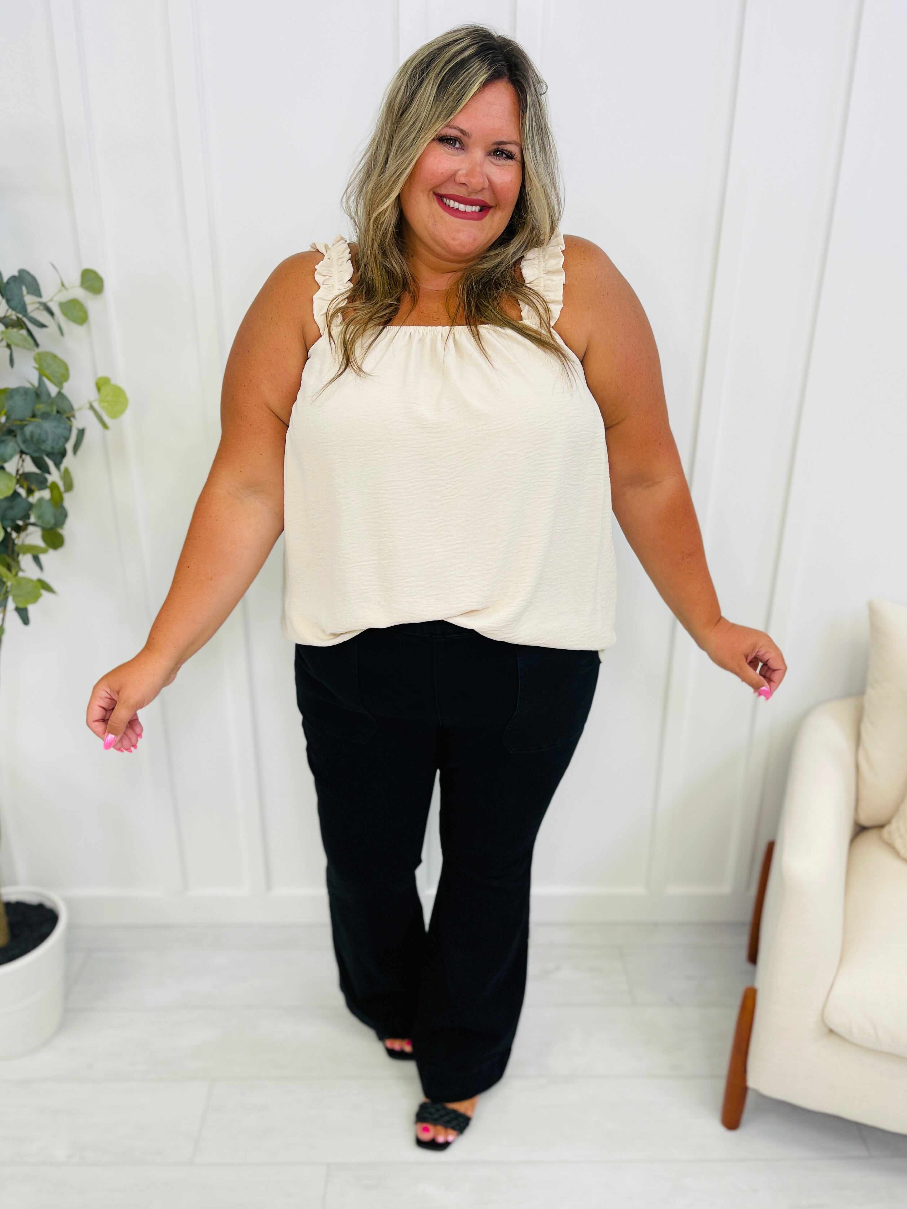REG/CURVY Blackout Pull On Trouser Flare