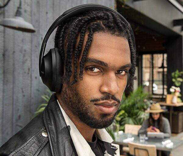 Noise Cancelling Headphones 700