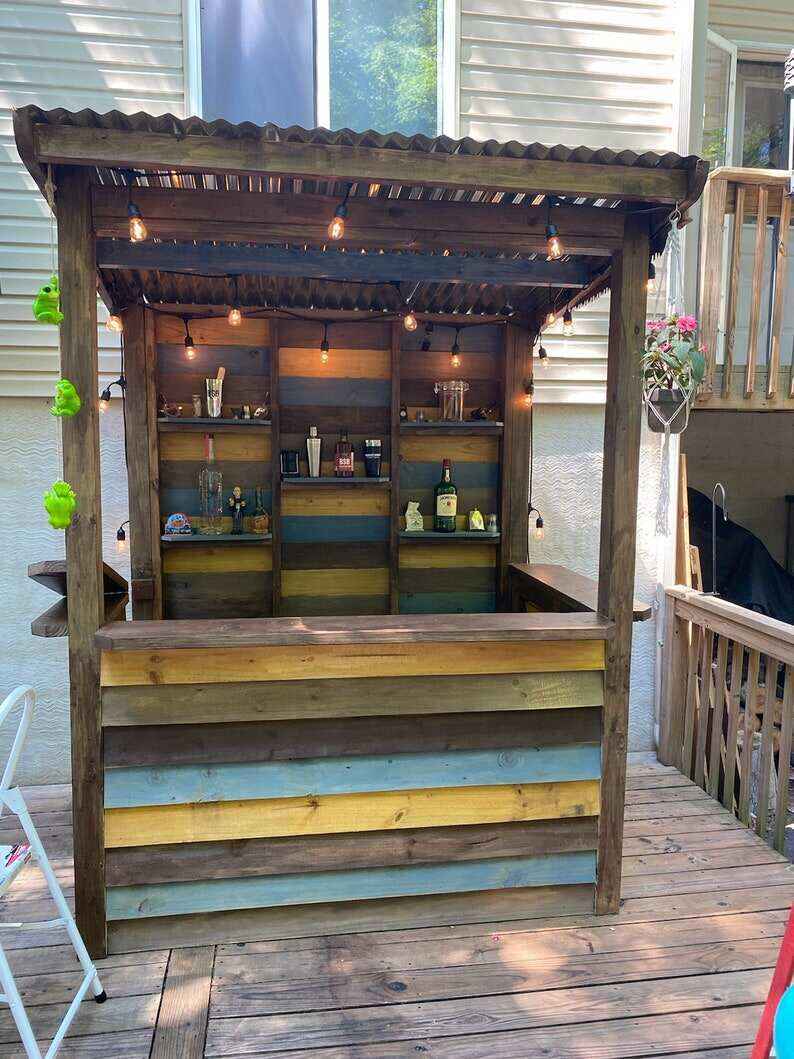 THE ORIGINAL Yard Bar - The Temple Bar 6x4 (Small) by Taverns-To-Go